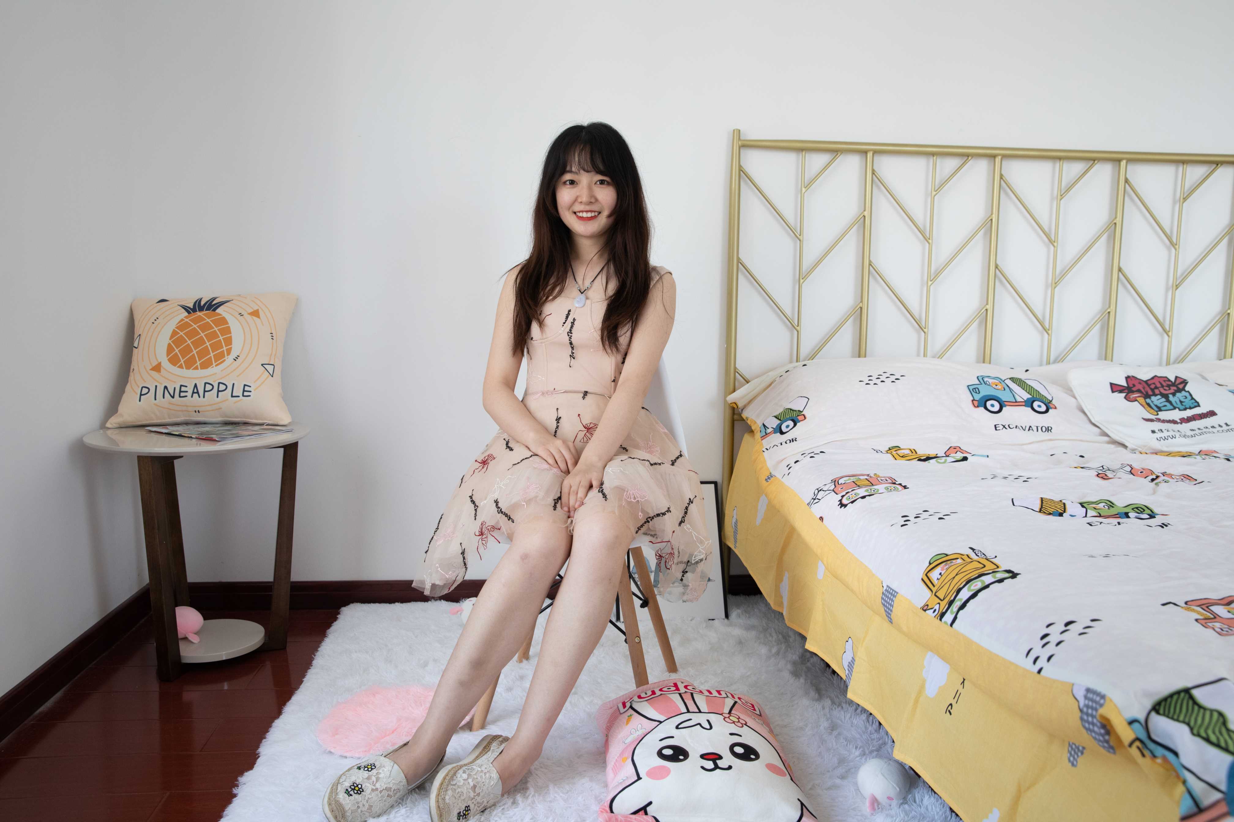 物恋传媒 No.439 洋洋-彩虹糖 [156P+1V4.35G] 插图2
