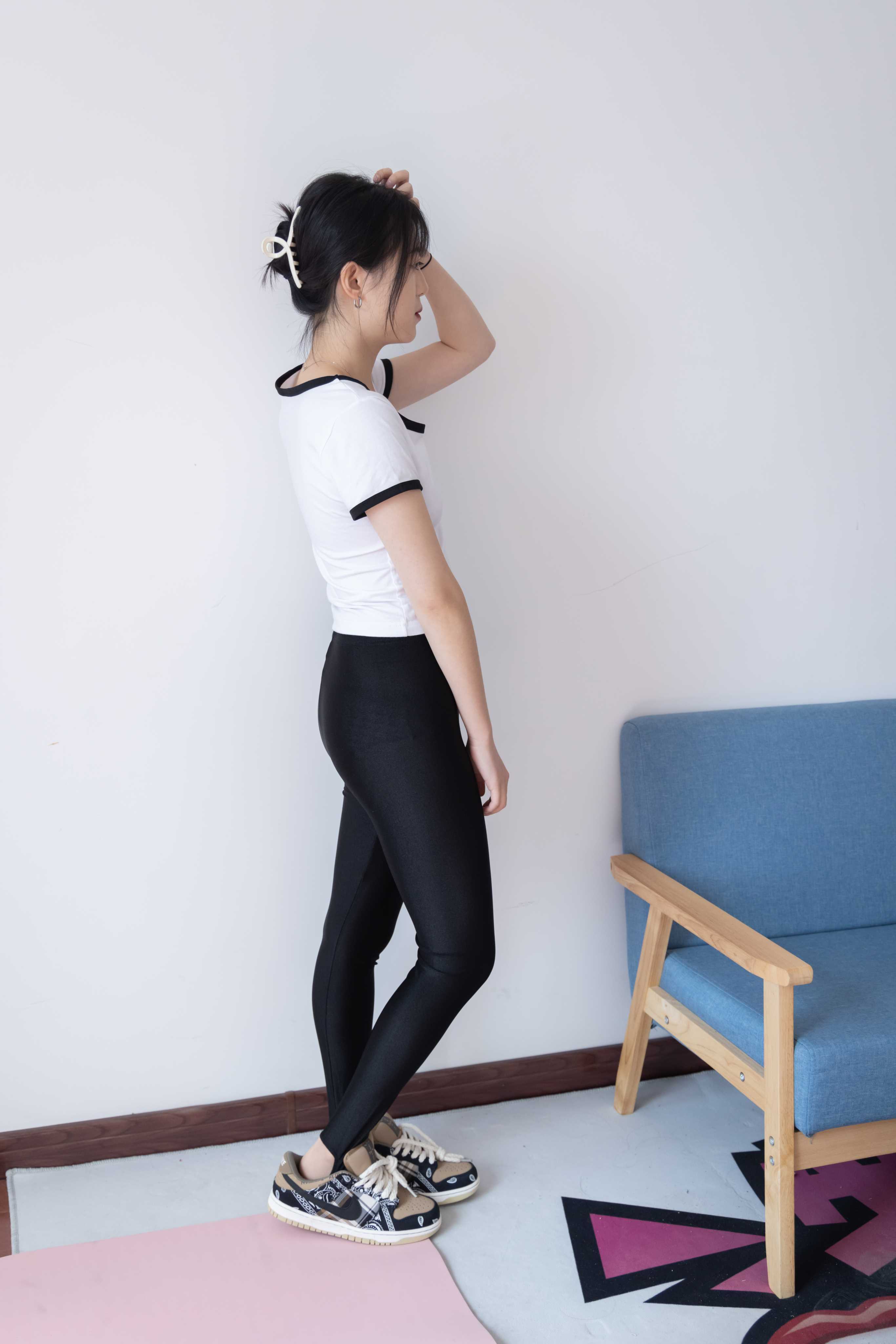 物恋传媒 NO.949期 冰冰-紫叶草 [193P+1V／5.22GB] 插图3