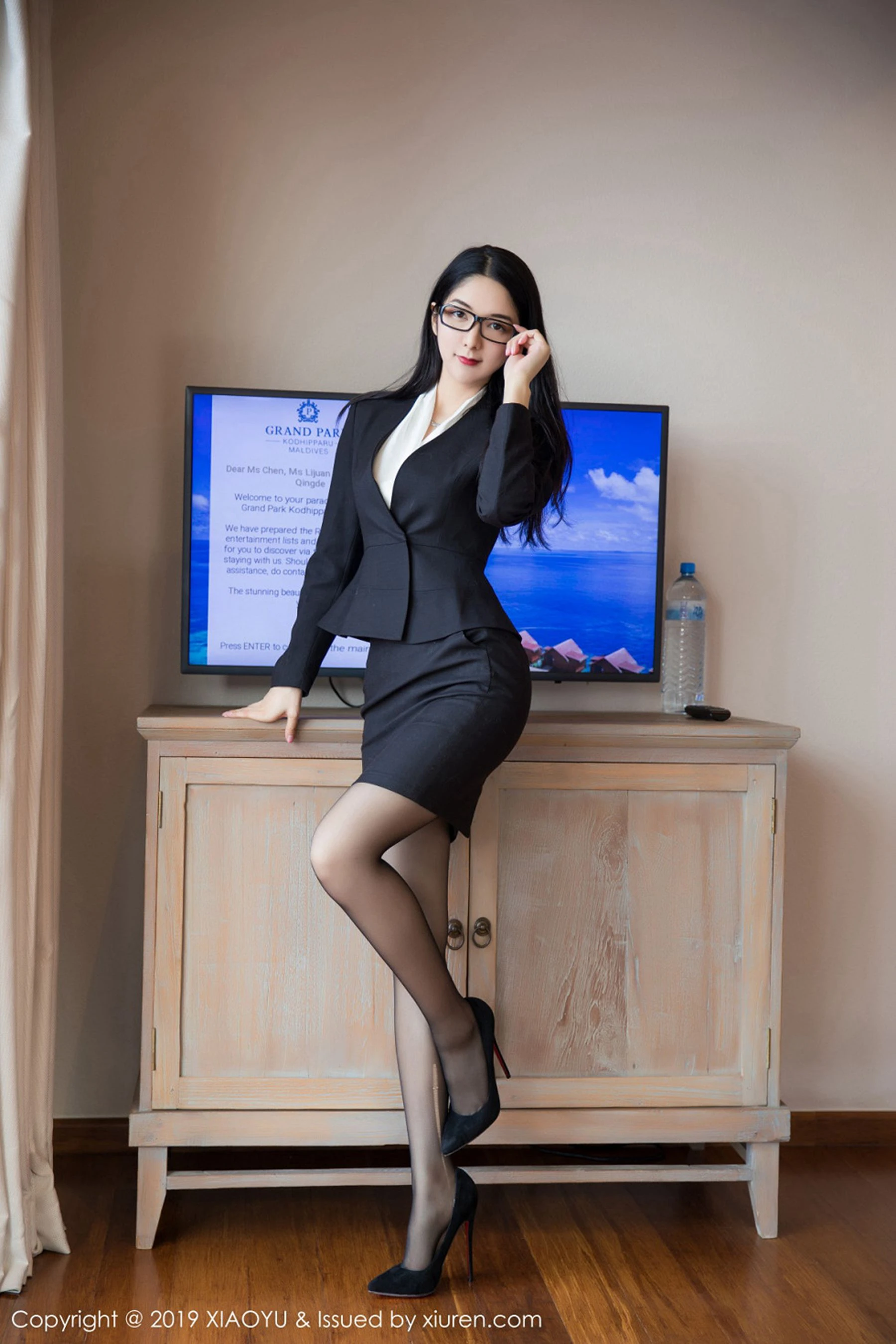 图片[2]-语画界 Vol.098 Angela喜欢猫-COS写真在线网