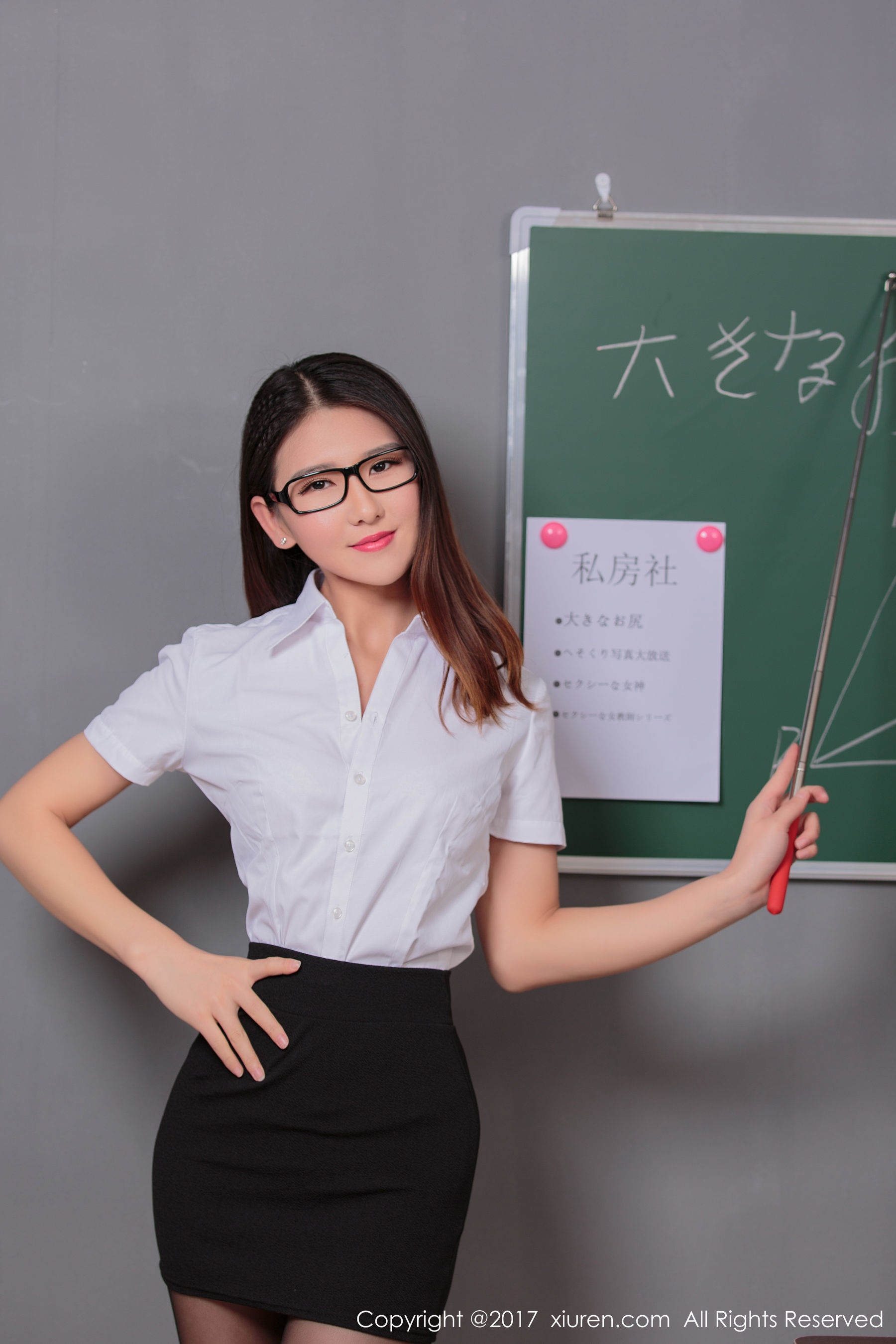 糖果儿《制服黑丝教鞭诱惑力》 秀人 NO.869 插图7