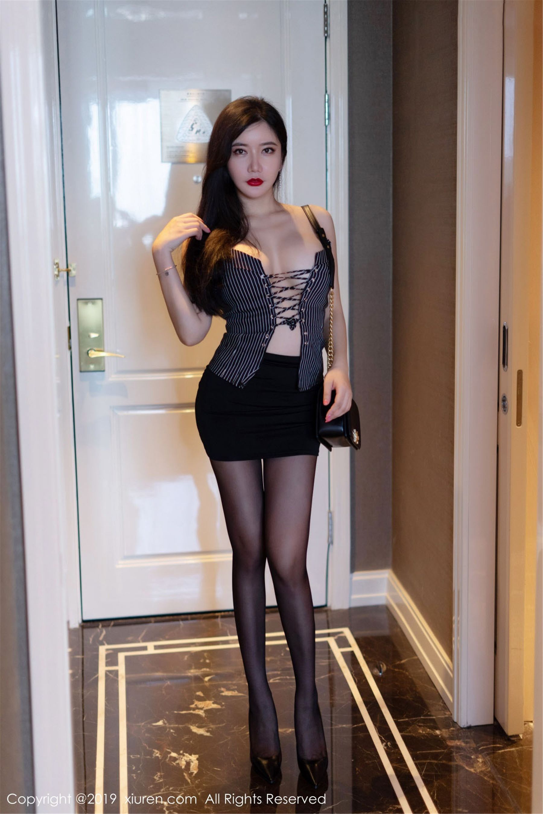 图片[2]-XiuRen 秀人网 No.1530 心妍小公主-COS写真在线网