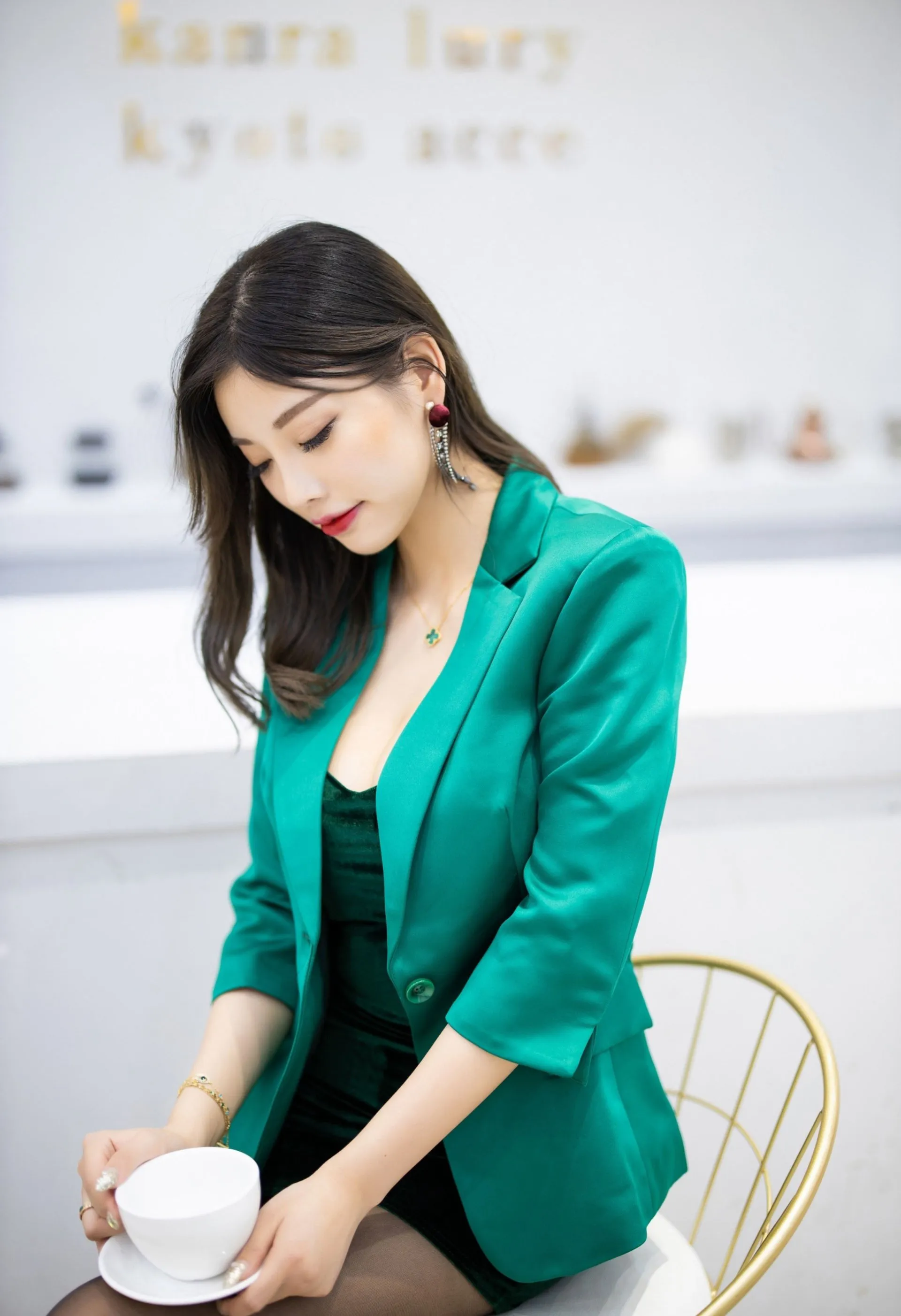 图片[5]-XIUREN秀人网 No.1731 杨晨晨sugar-COS写真在线网