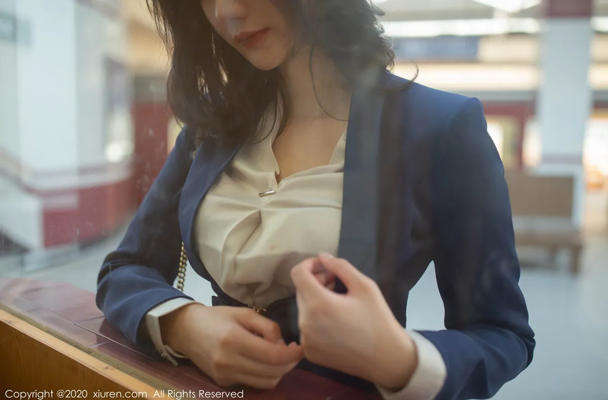 图片[5]-XIUREN秀人网 N0.1965 就是阿朱啊-COS写真在线网