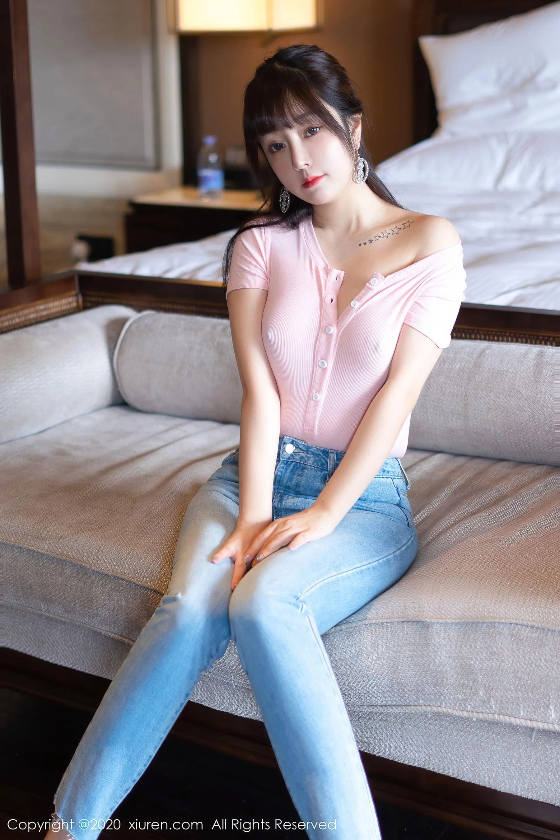 图片[2]-秀人 No.2536 王雨纯-COS写真在线网