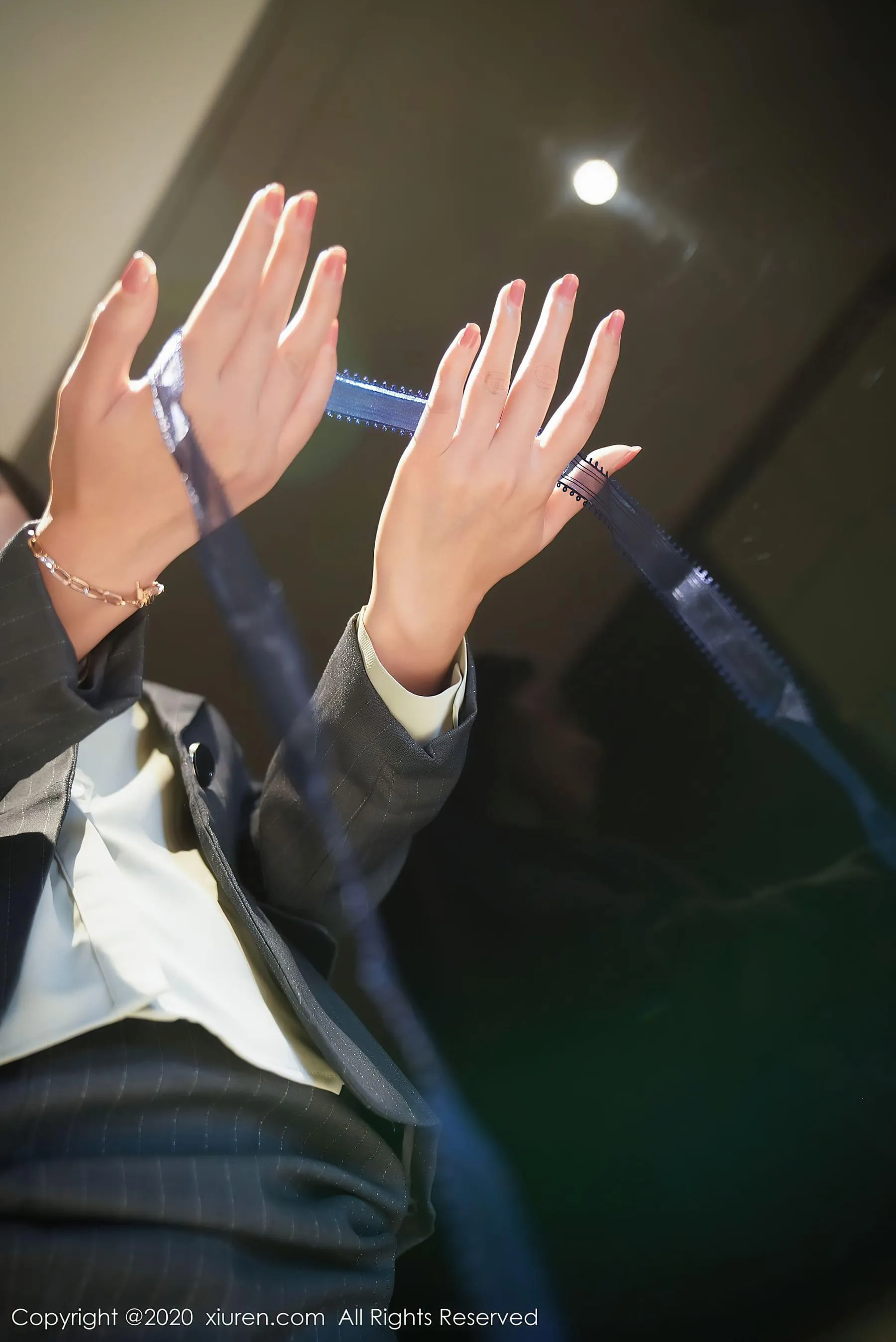 图片[4]-秀人 No.2579 方子萱-COS写真在线网