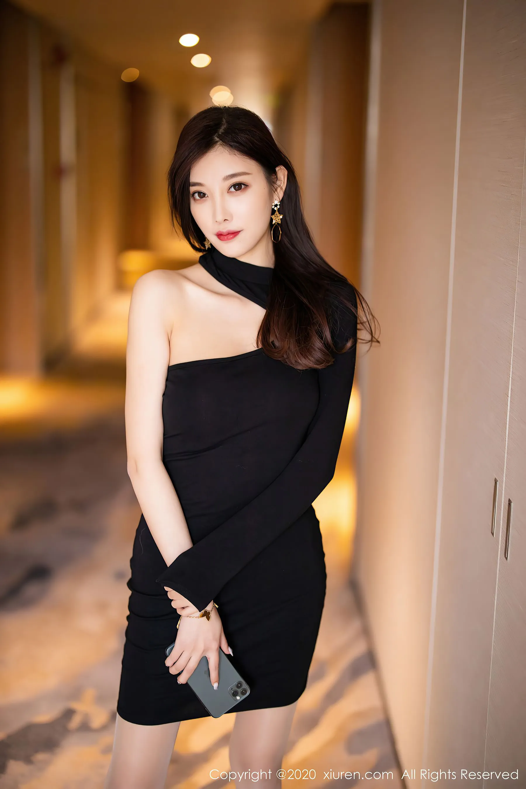 图片[4]-秀人 No.2733 杨晨晨sugar-COS写真在线网