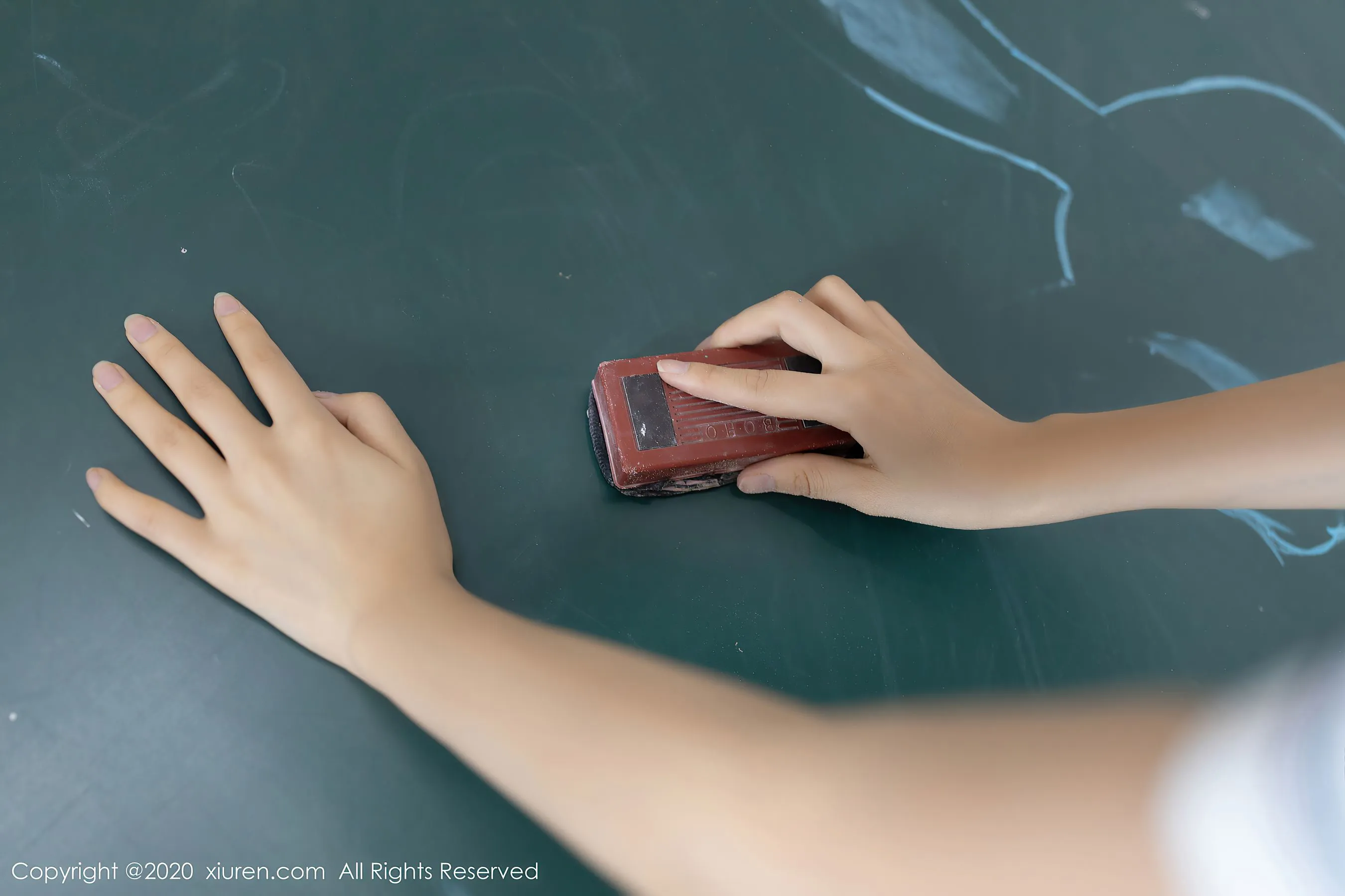 图片[6]-秀人 No.2741 月音瞳-COS写真在线网