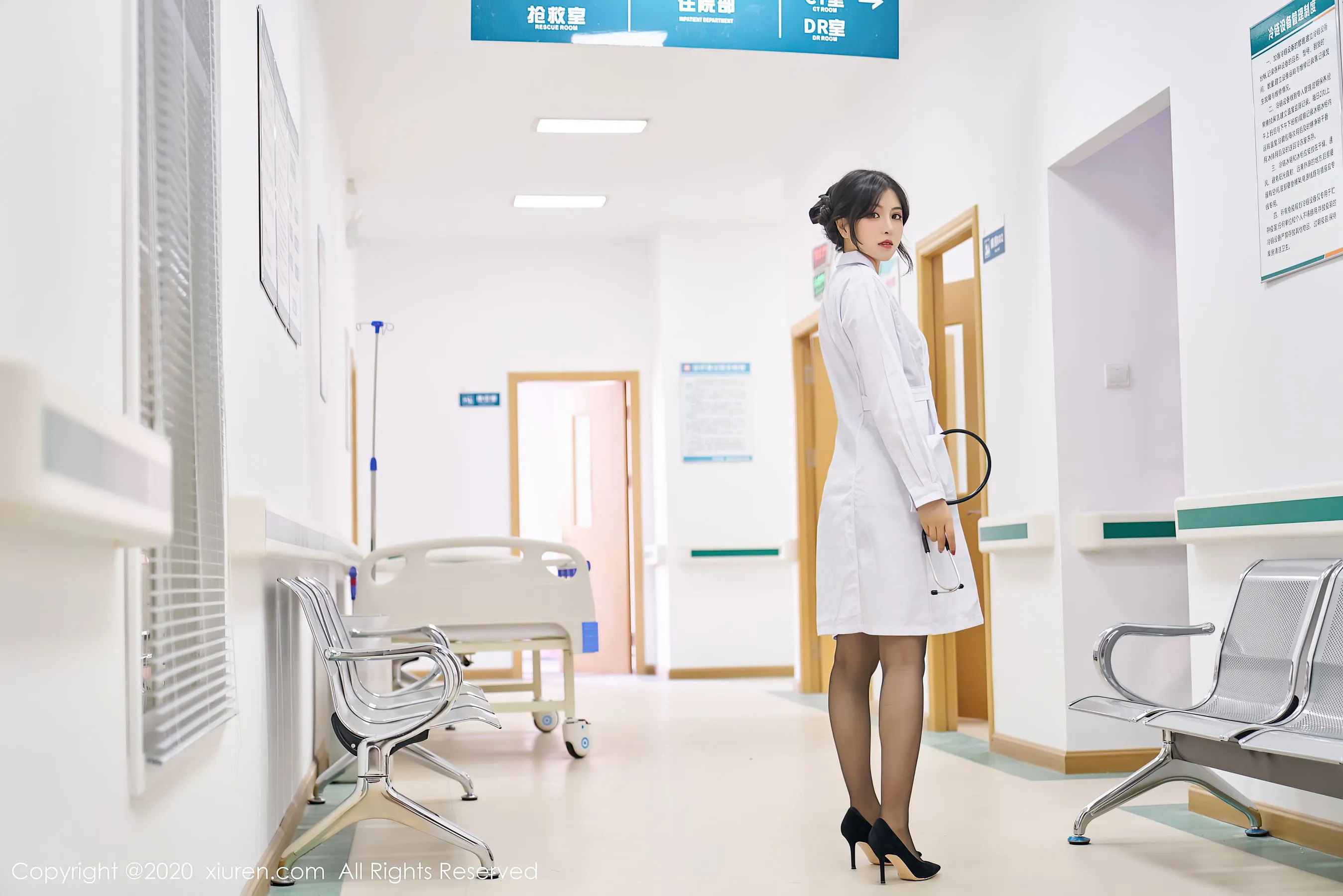 图片[2]-秀人 No.2925 韩静安-COS写真在线网