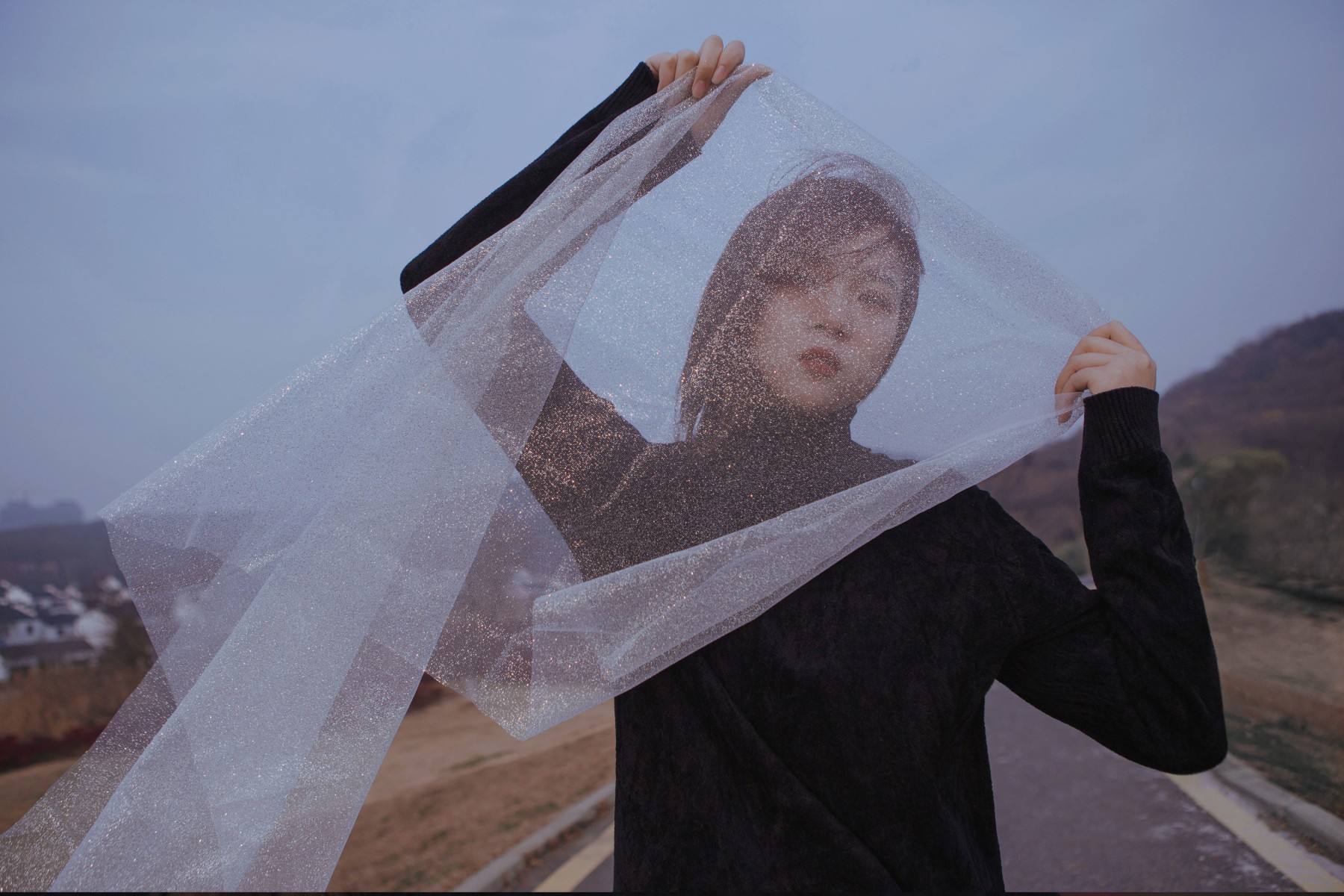 图片[6]-风车车呀哈 – 《迷雾》[33P]-COS写真在线网