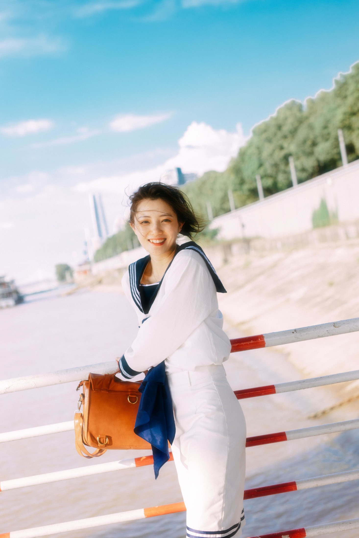 图片[5]-黎美汐 – 《相约码头》[34P]-COS写真在线网