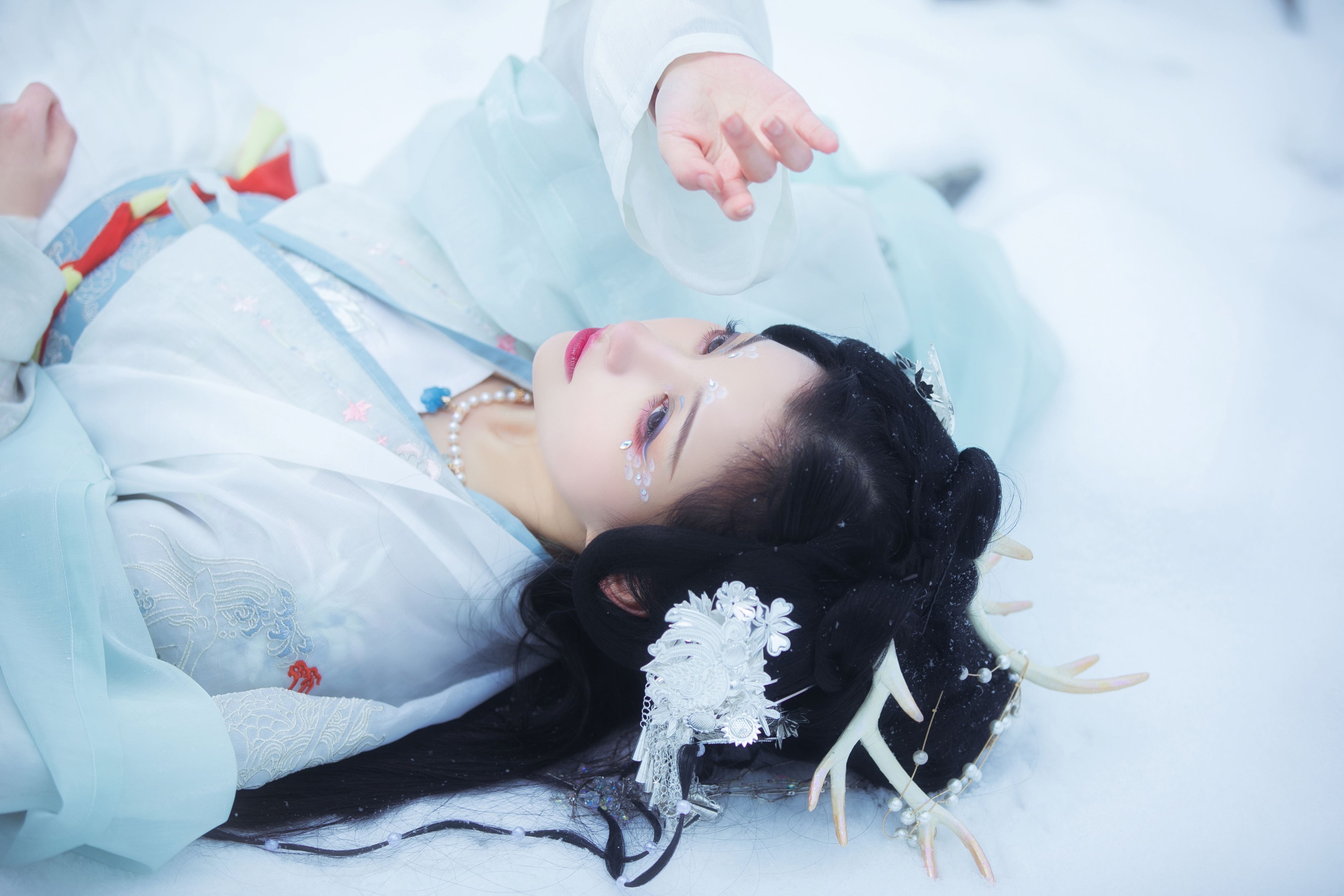 图片[6]-猪系少女日 – 《雪妖》[22P]-COS写真在线网