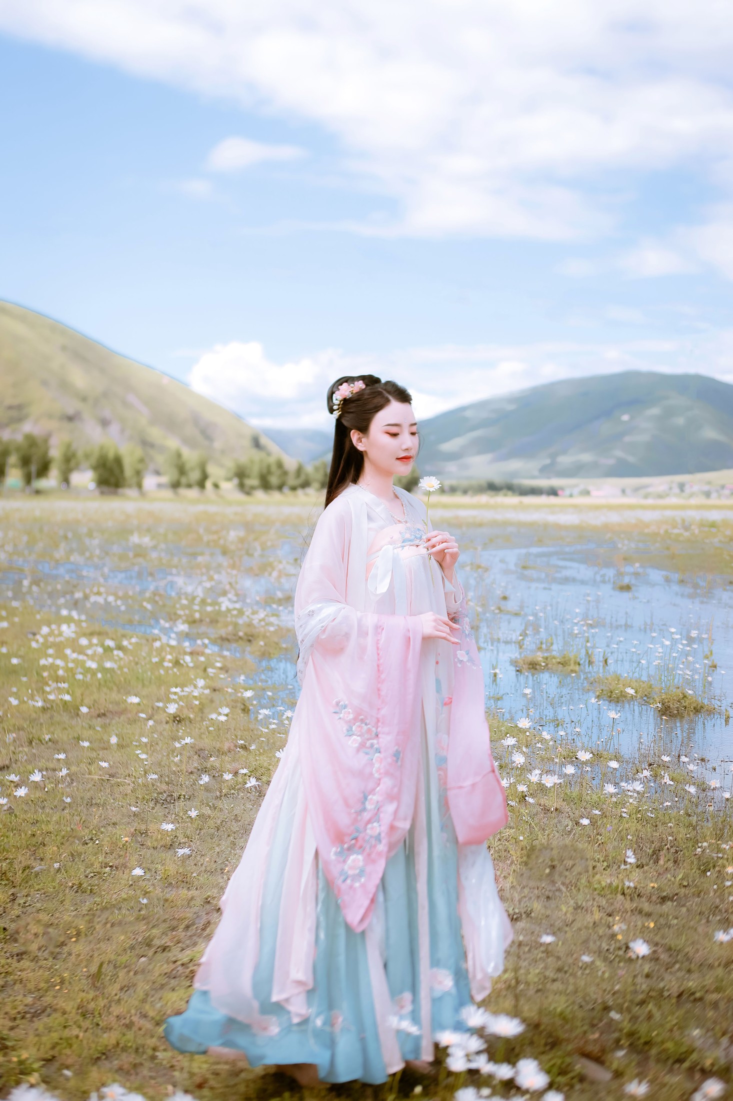 图片[5]-婷婷 – 《踏青》[22P]-COS写真在线网