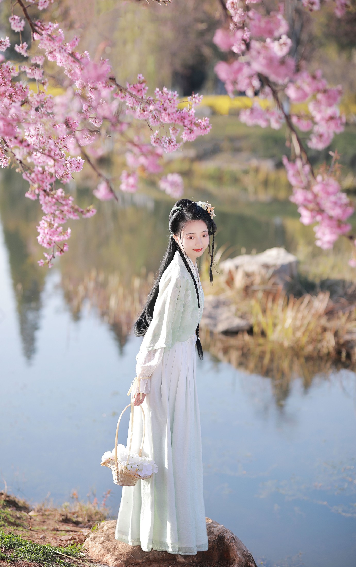 图片[5]-与芳 – 《樱花》[21P]-COS写真在线网