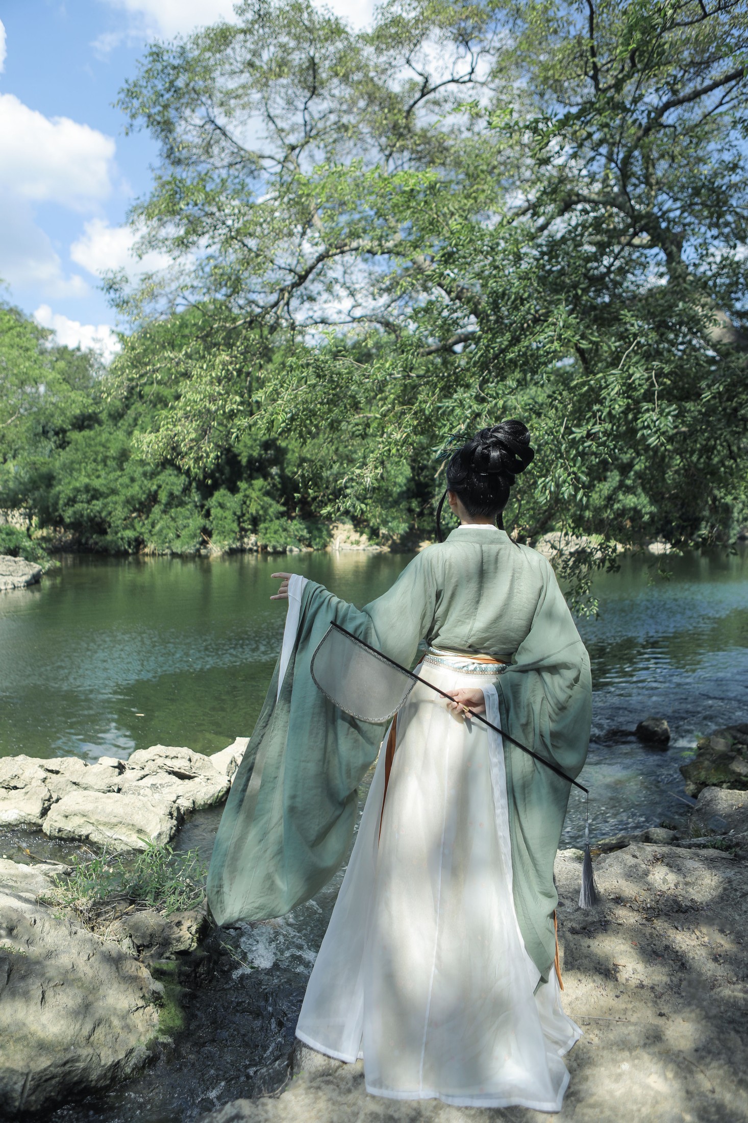 槐枝- – 《渡溪·连山倒景》[32P] 插图4