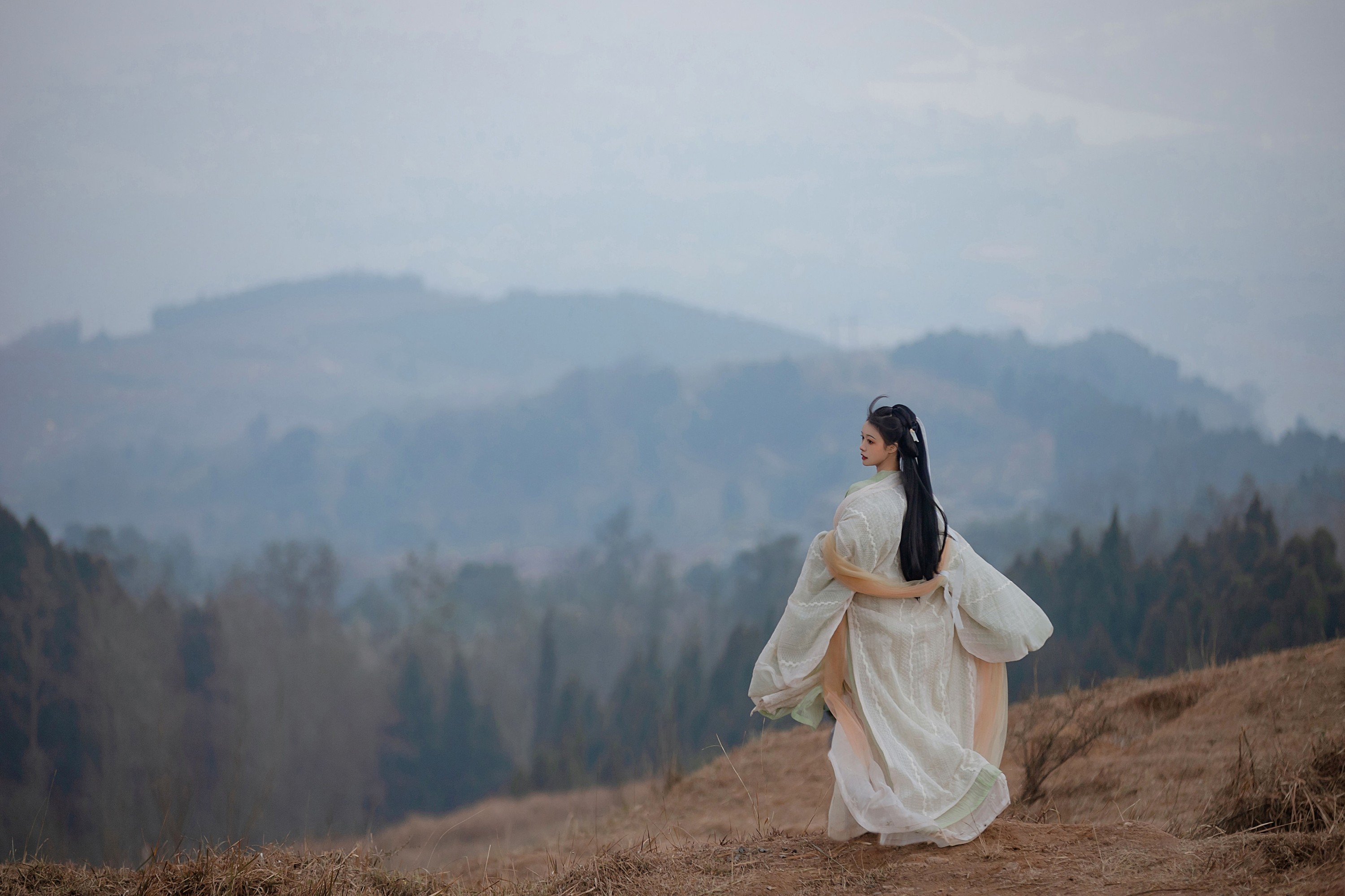 图片[5]-梨一依 – 《山雾》[23P]-COS写真在线网