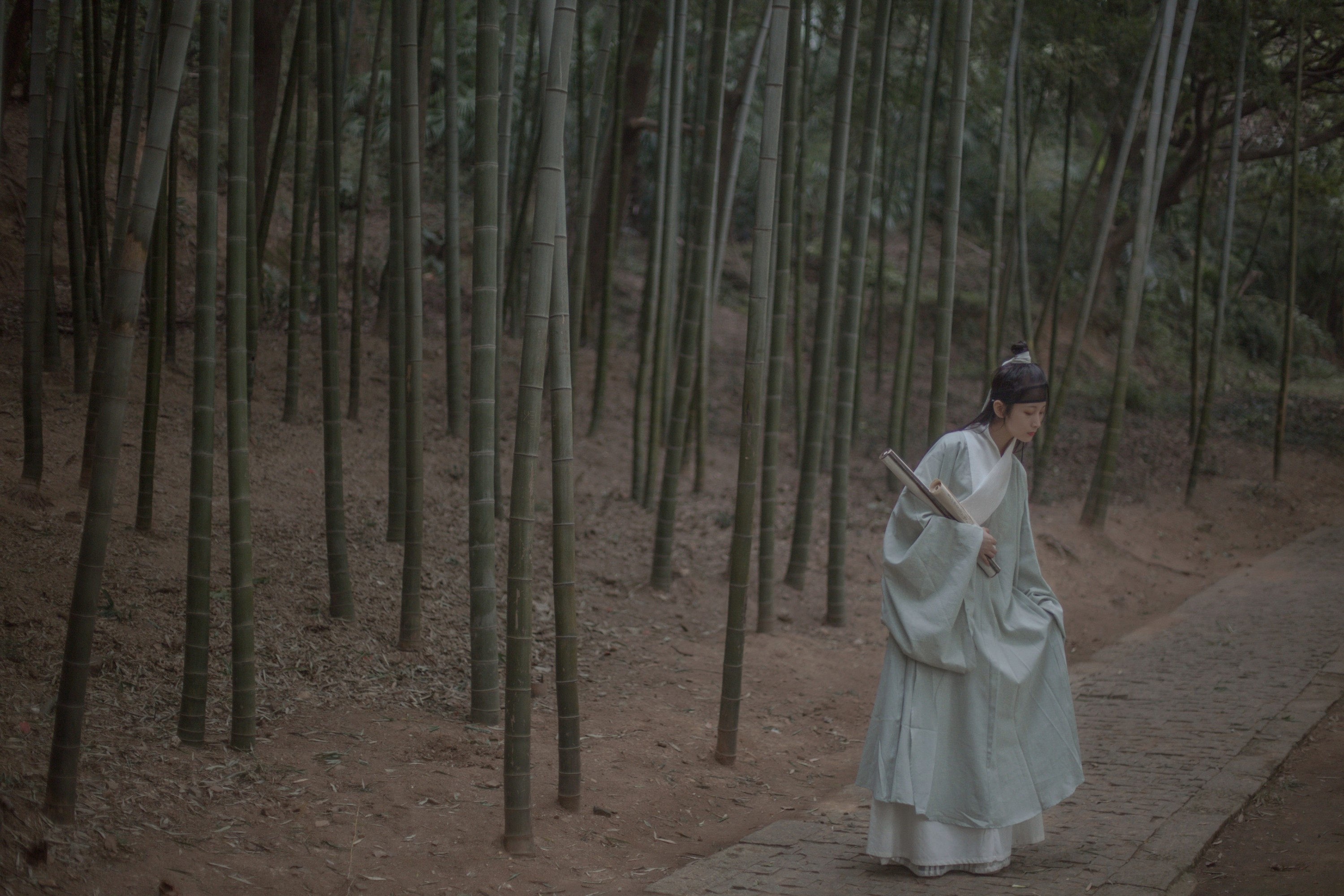 图片[6]-五月的三花猫 – 《空山松子落，幽人应未眠》[28P]-COS写真在线网