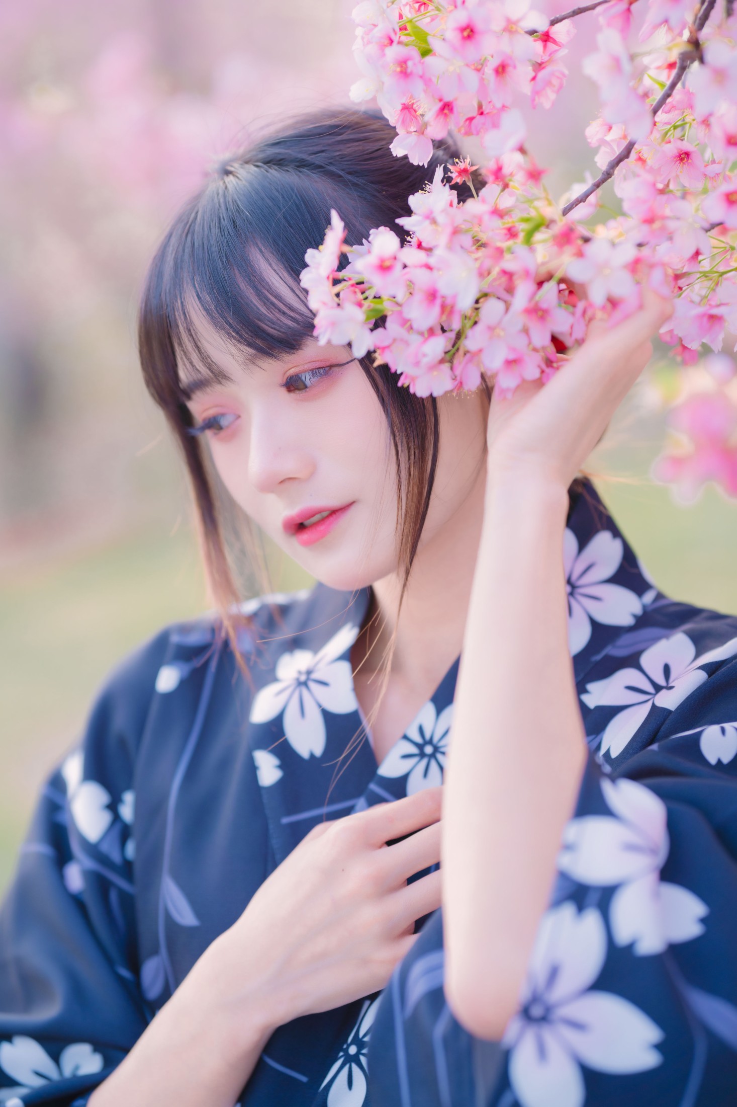 图片[6]-兔子Zzz不吃胡萝卜 – 《樱花烂漫时》[26P]-COS写真在线网