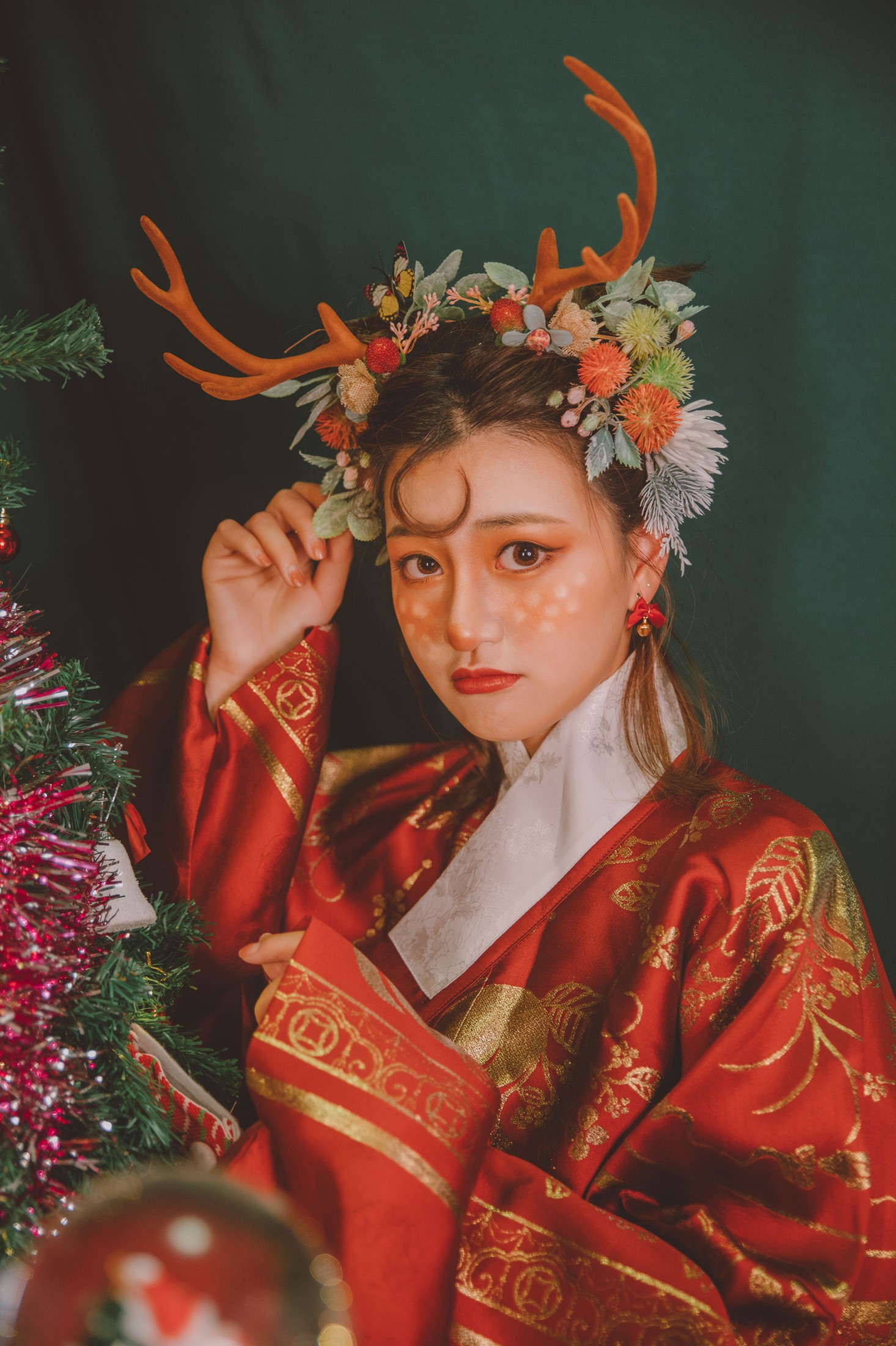 图片[6]-五更天的沈公子 – 《圣诞小鹿》[24P]-COS写真在线网