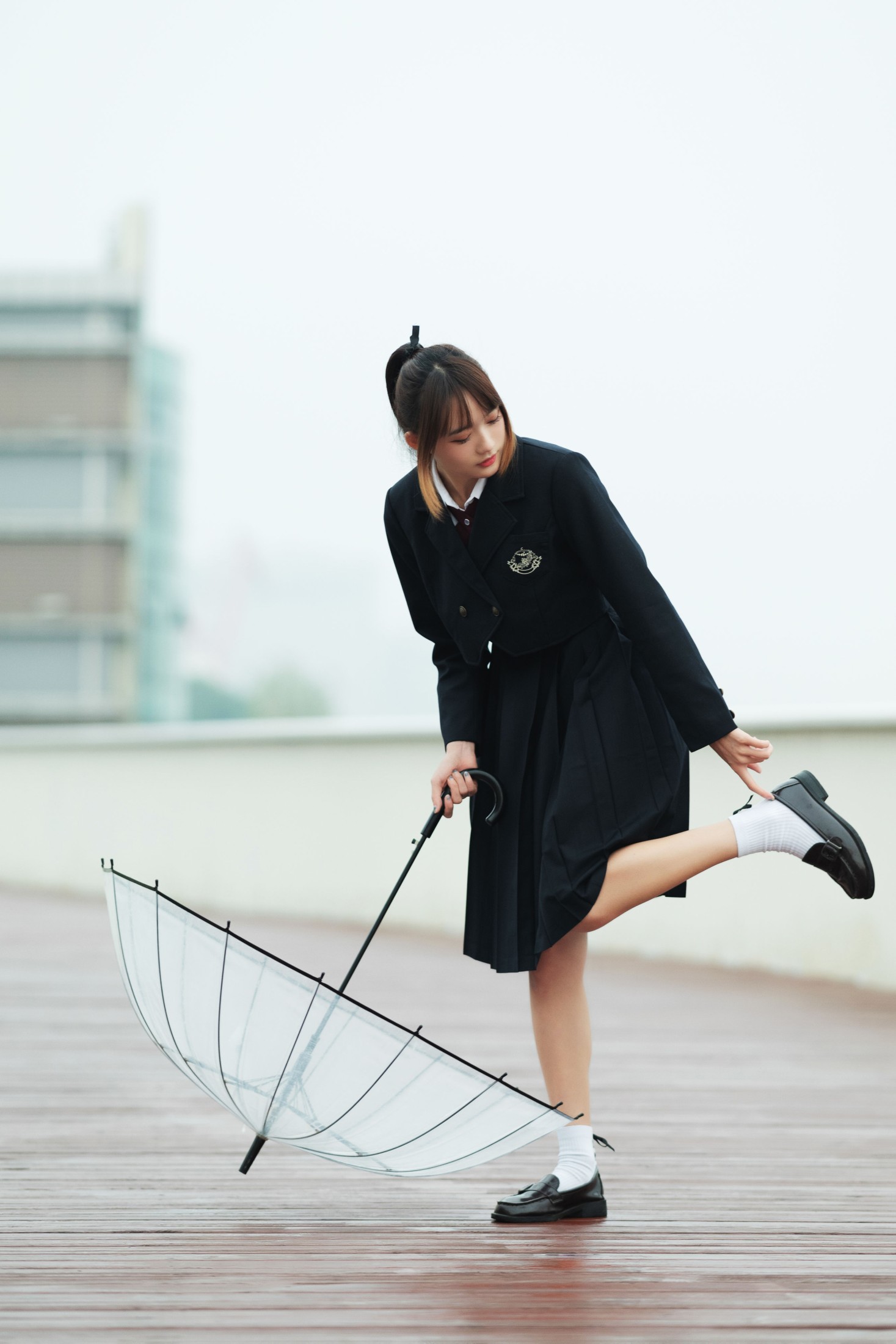 图片[6]-兔子Zzz不吃胡萝卜 – 《阴天的小确幸》[37P]-COS写真在线网