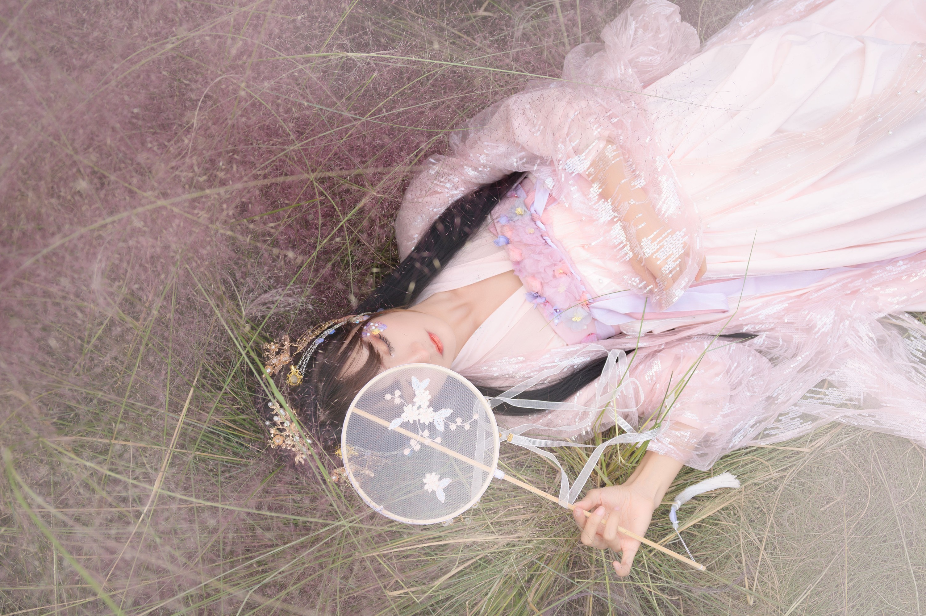 图片[4]-兔子Zzz不吃胡萝卜 – 《伊人》[26P]-COS写真在线网