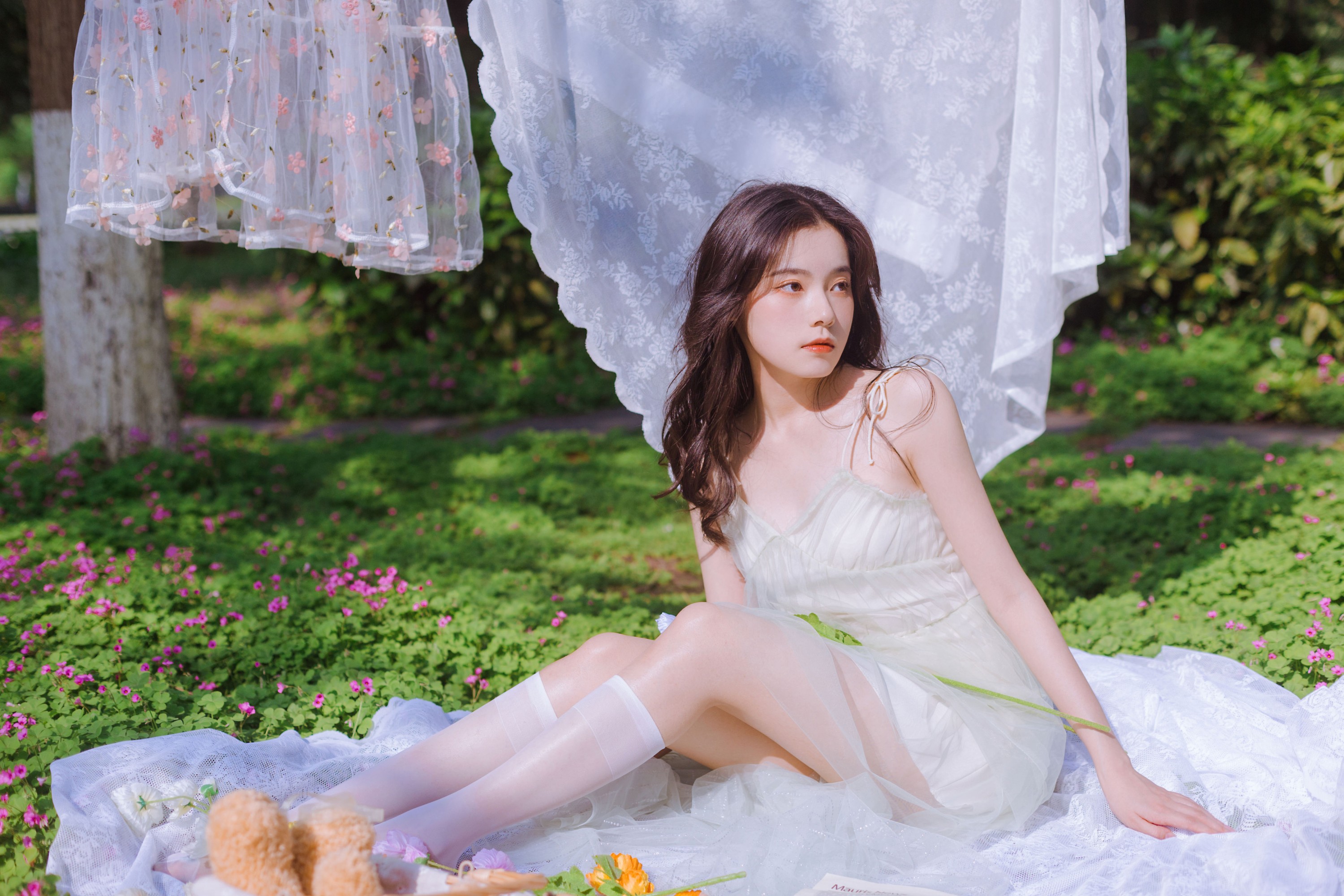 图片[3]-靜鏡婧 – 《春日野餐》[29P]-COS写真在线网