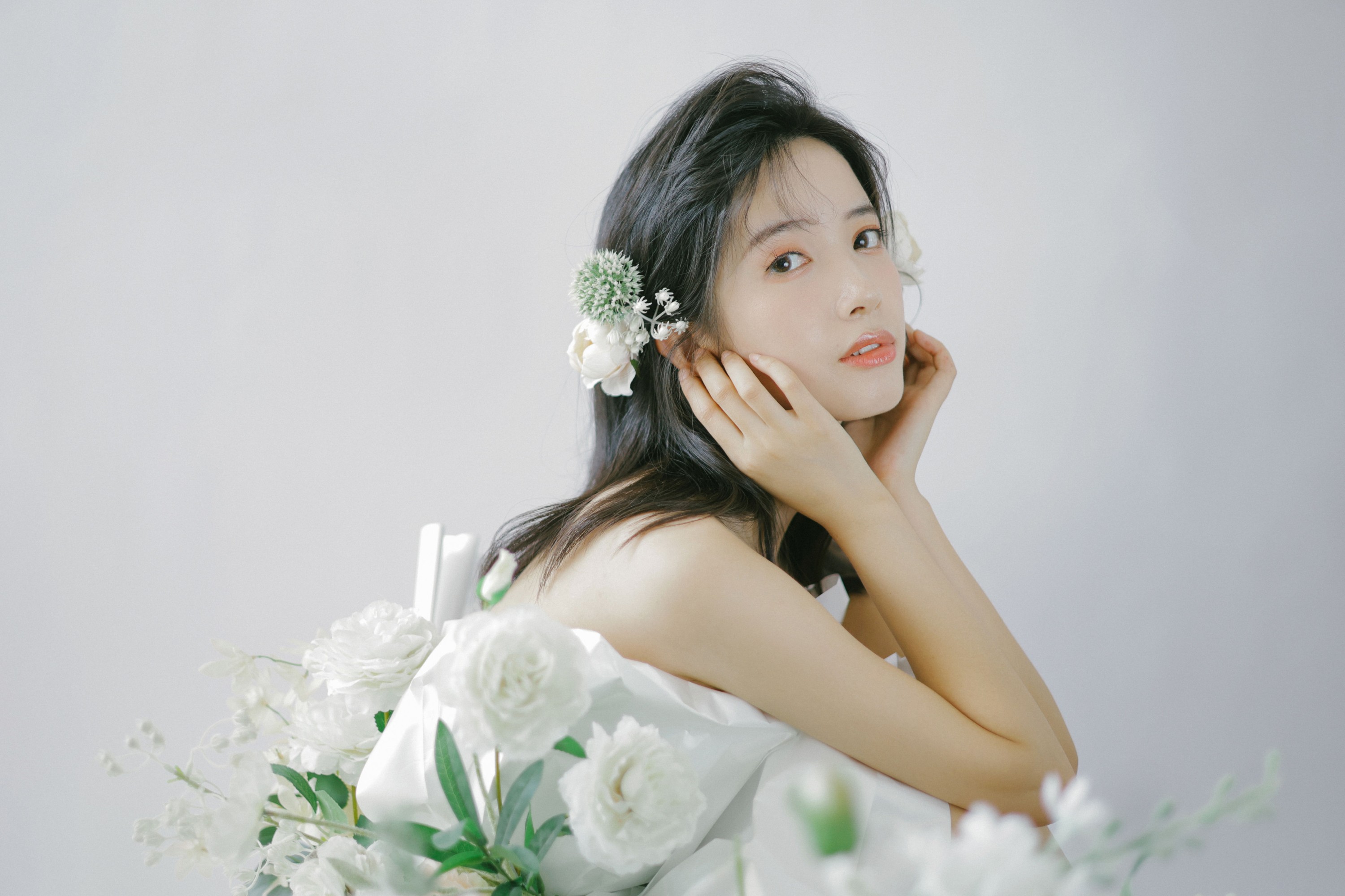 图片[5]-一只阿梦崽 – 《花束女孩》[32P]-COS写真在线网