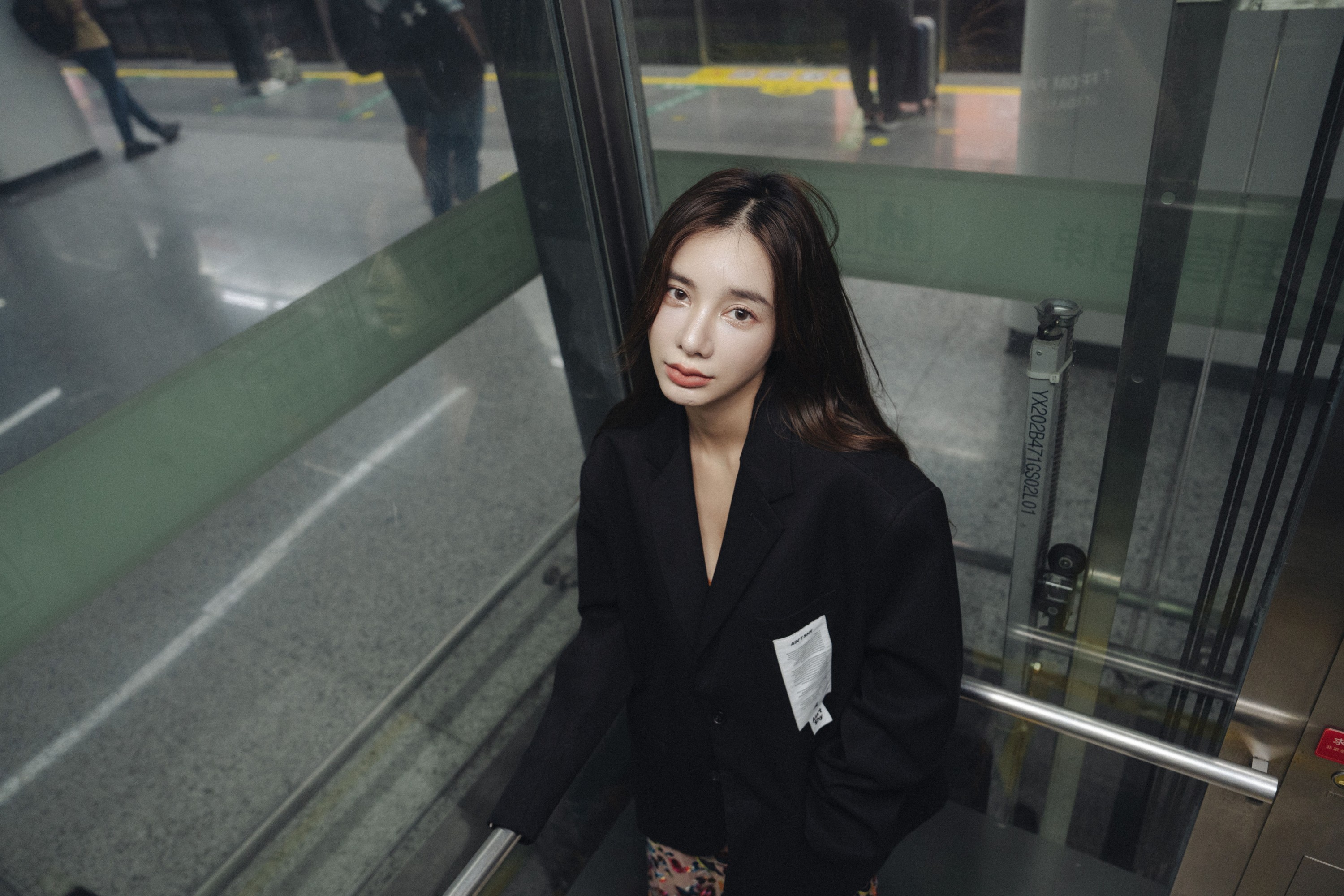 图片[6]-姝雯同学 – 《落寞地铁》[41P]-COS写真在线网