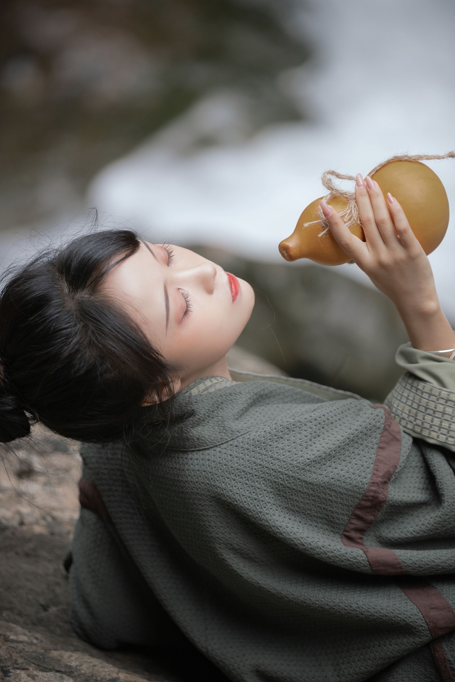 图片[4]-梨一依 – 《上山》[38P]-COS写真在线网