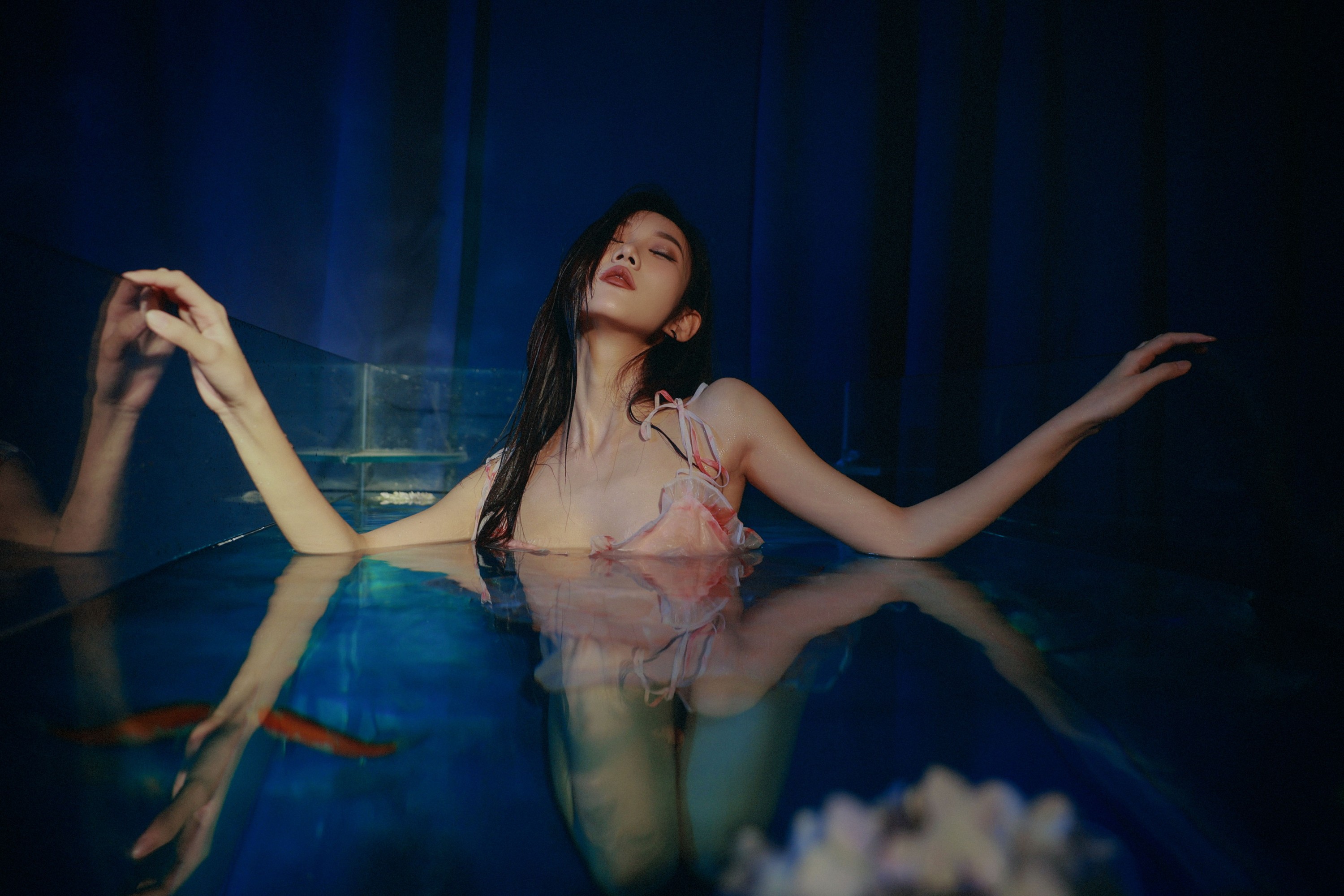 图片[6]-o1ne万 – 《有人喜欢蓝》[45P]-COS写真在线网