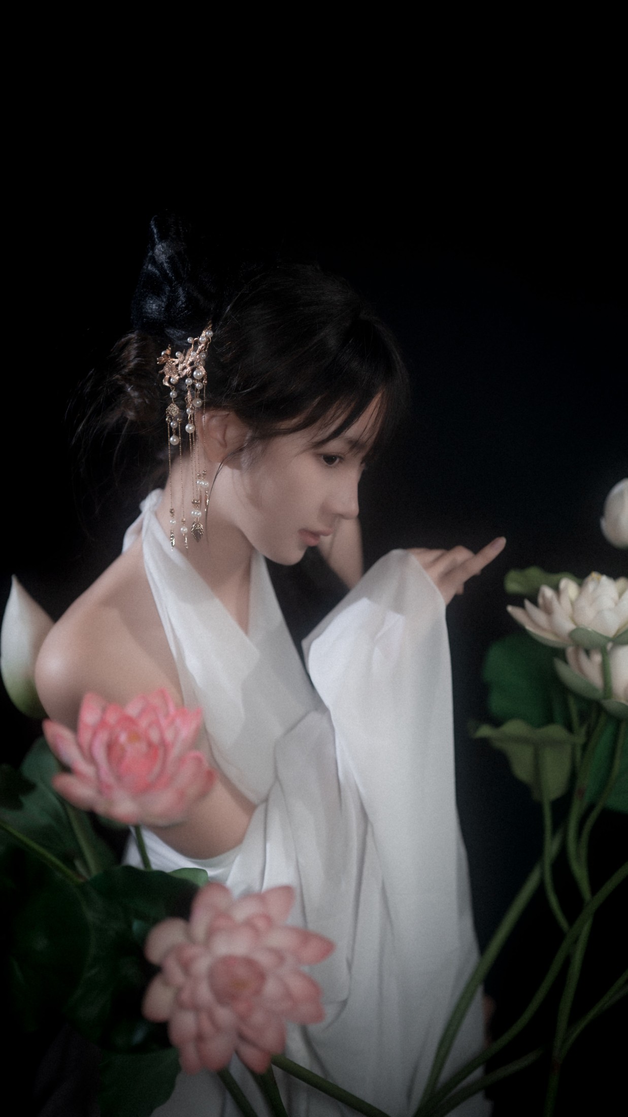 图片[6]-筱雯 – 《荷思》[57P]-COS写真在线网