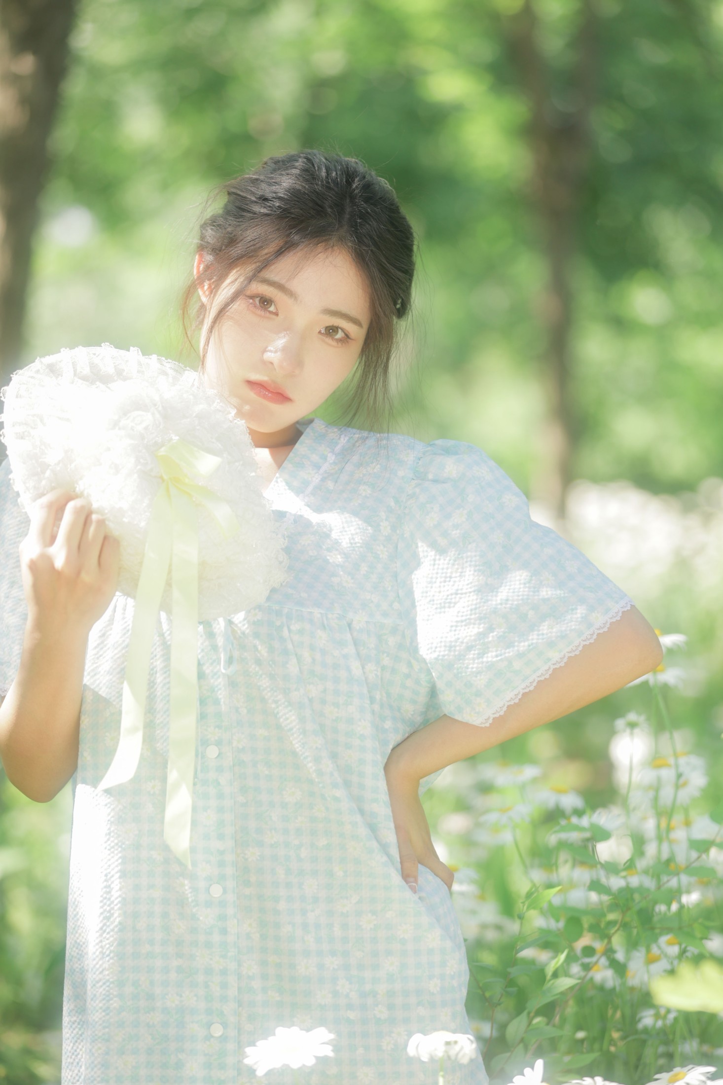 YY王 – 《夏天的小雏菊》[20P] 插图3