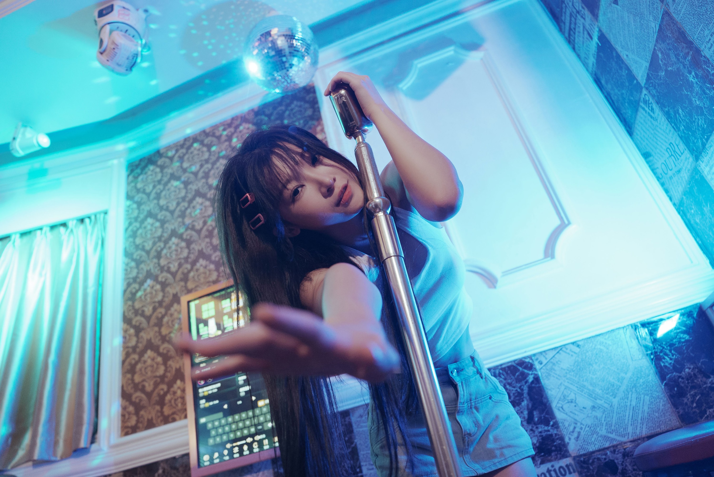 图片[6]-七七 – 《欢唱KTV，麦霸现场》[33P]-COS写真在线网