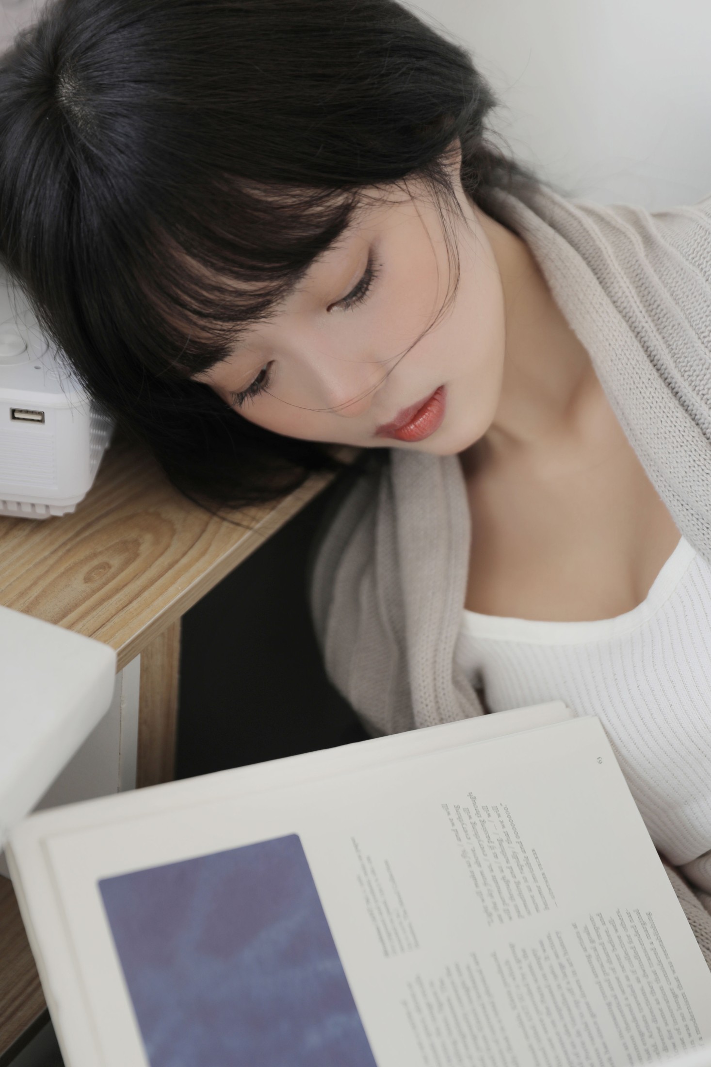 图片[5]-小薇人儿 – 《熠熠生辉》[40P]-COS写真在线网