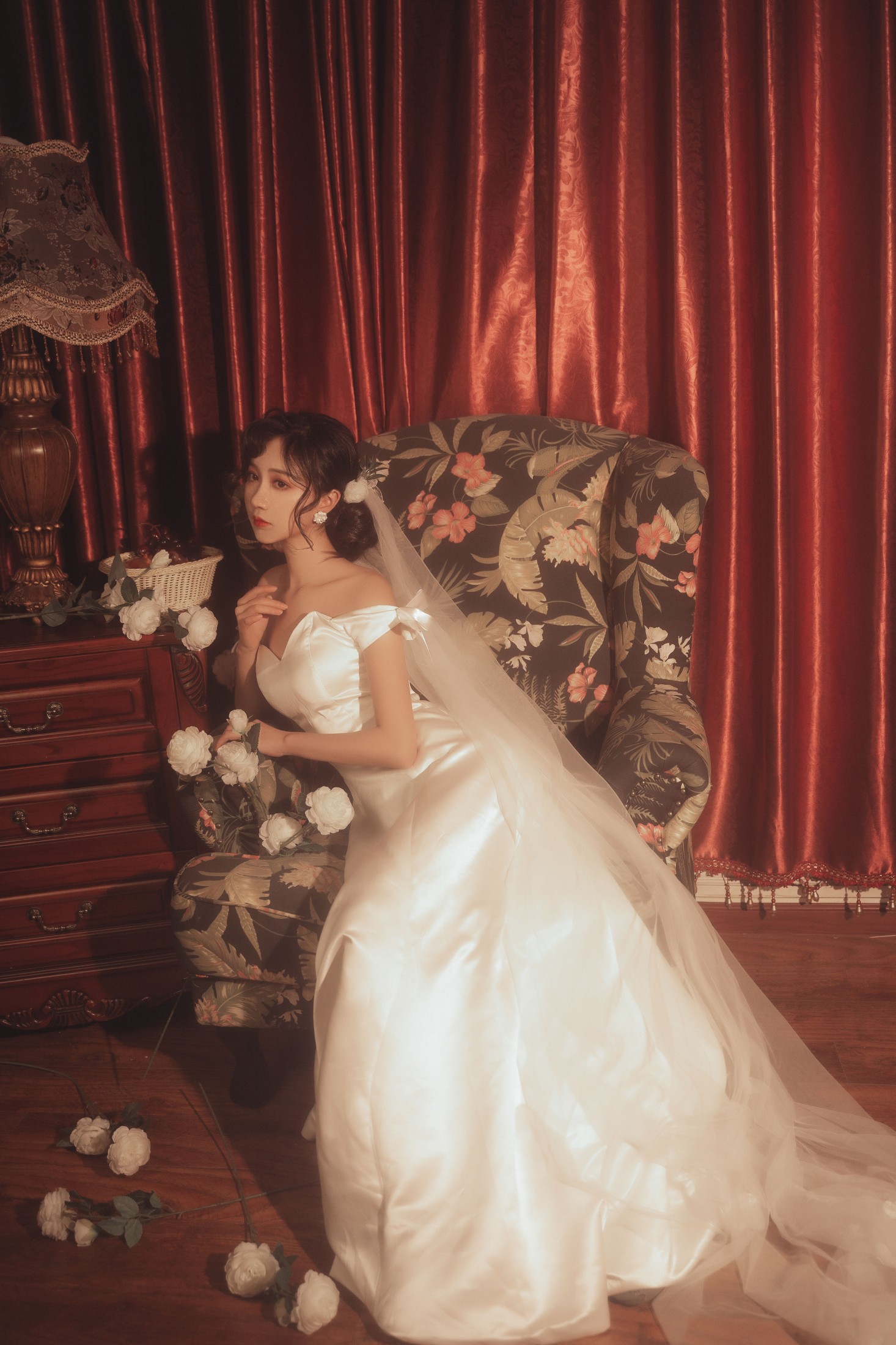 图片[6]-绮罗生的小苏苏 – 《复古婚纱》[27P]-COS写真在线网