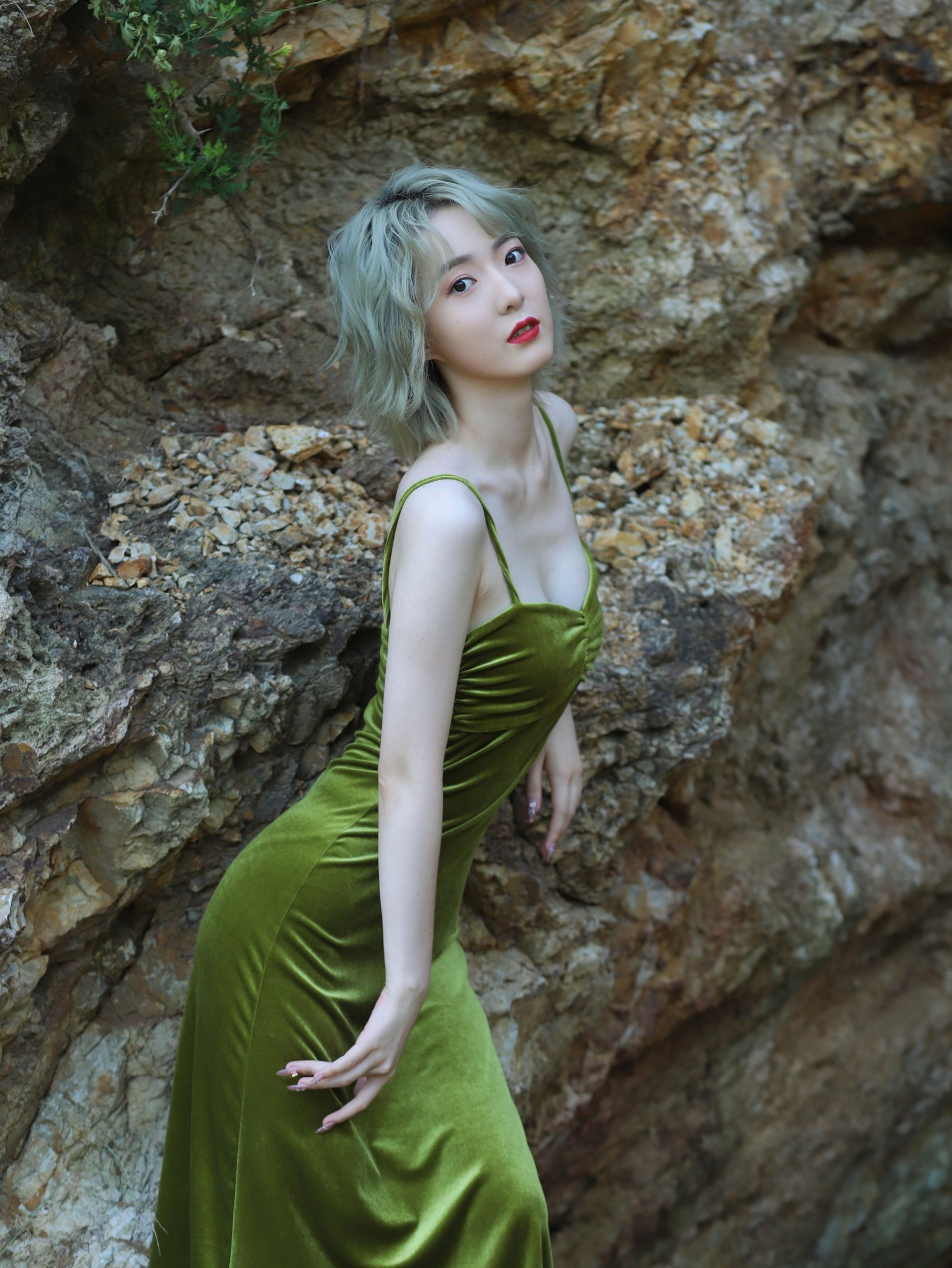 图片[6]-小赵 – 《绿野》[26P]-COS写真在线网