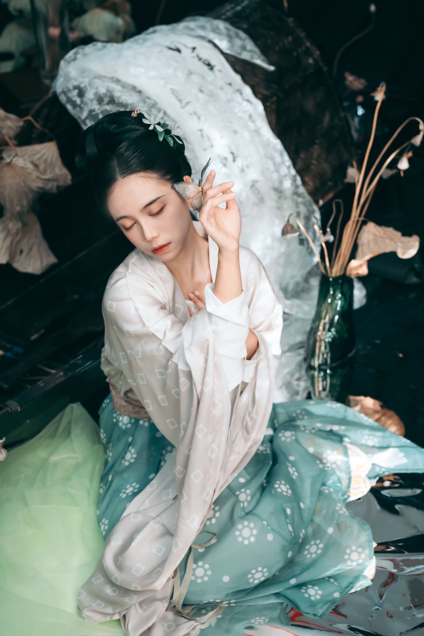 图片[5]-贰加六 – 《行香子》[32P]-COS写真在线网