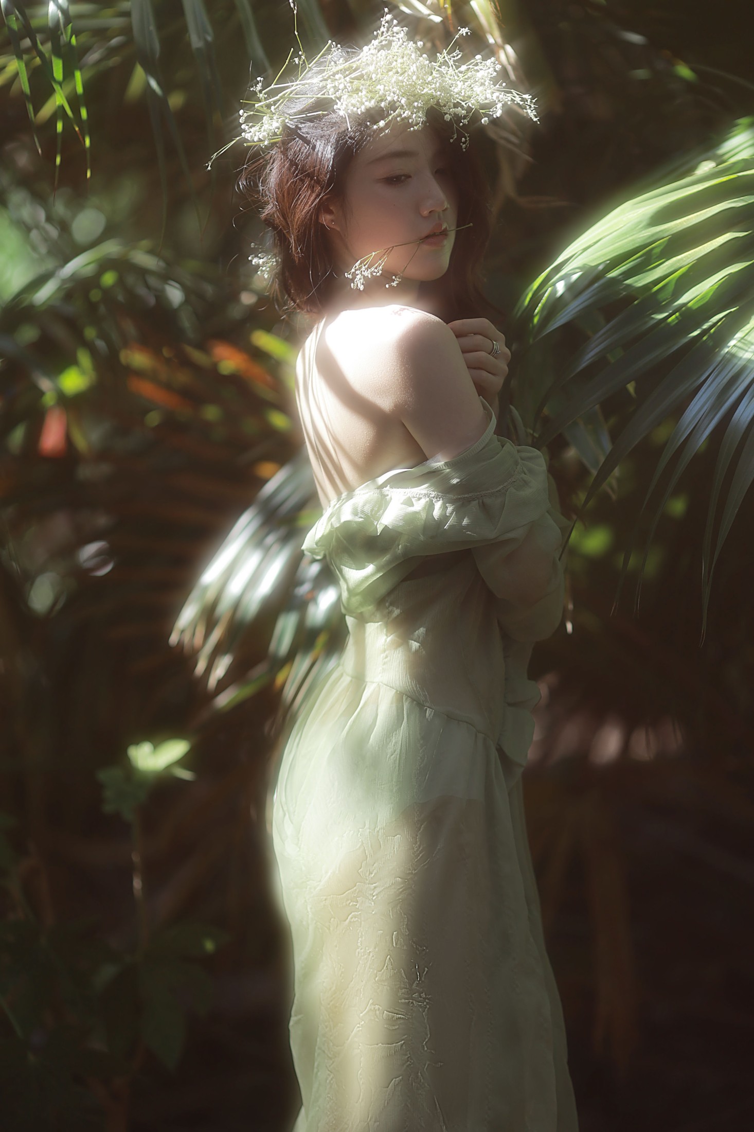 图片[5]-雨涵 – 《绿意》[24P]-COS写真在线网