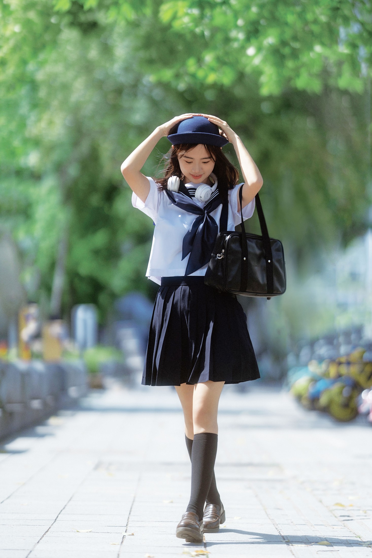 图片[6]-晗晗 – 《向阳的季节》[26P]-COS写真在线网