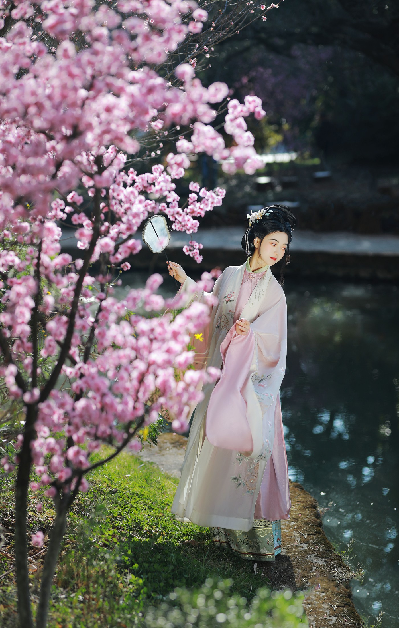 图片[6]-与芳 – 《安之若命》[33P]-COS写真在线网