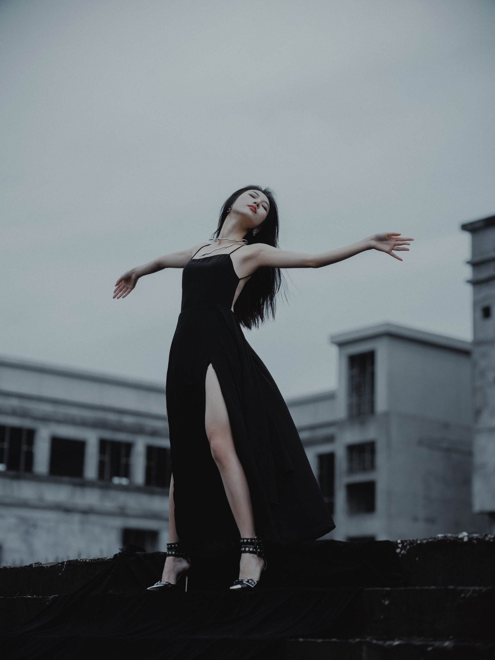 图片[5]-o1ne万 – 《孤》[42P]-COS写真在线网