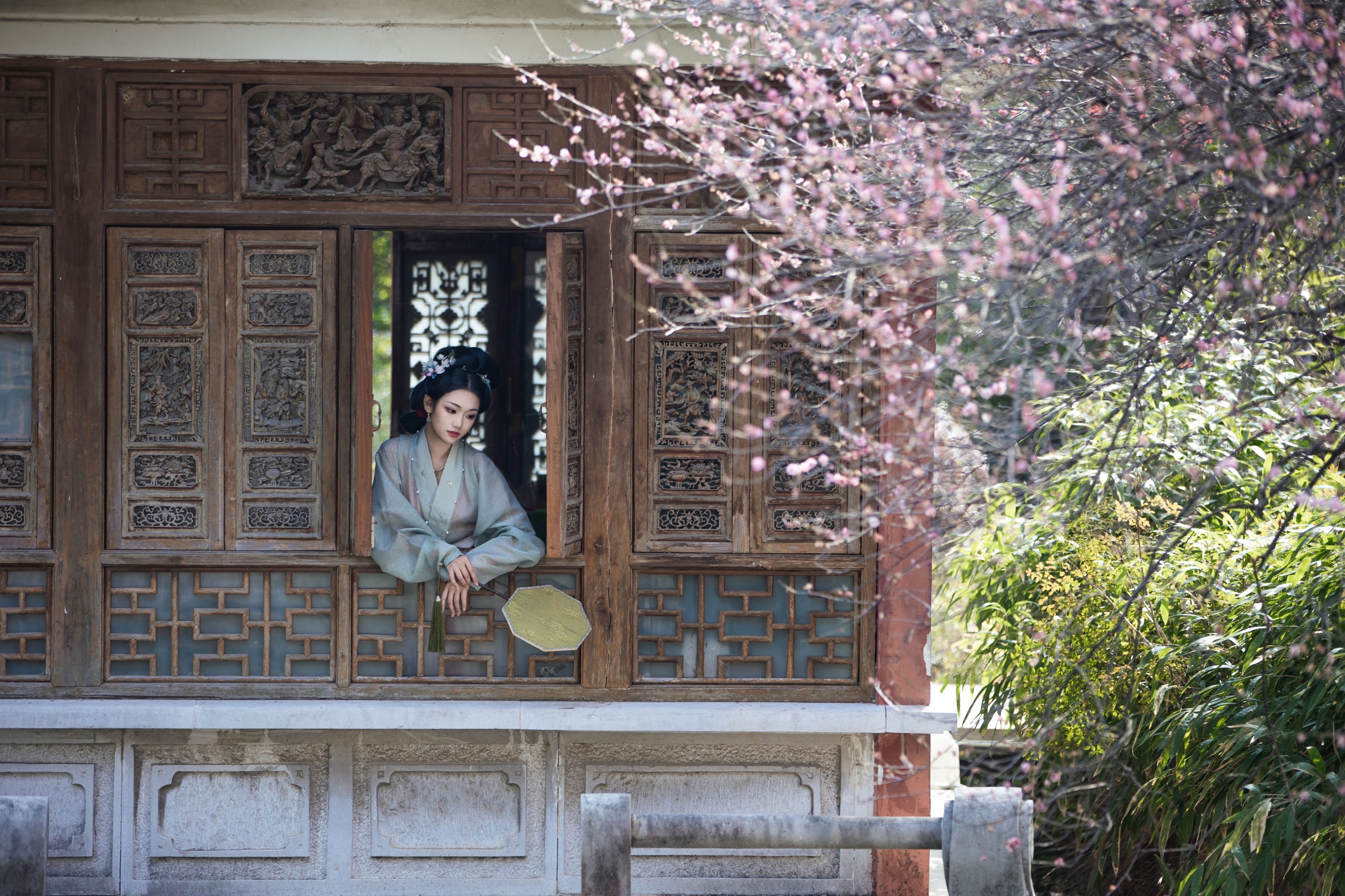 图片[5]-晚江亭 – 《却把青梅嗅》[32P]-COS写真在线网