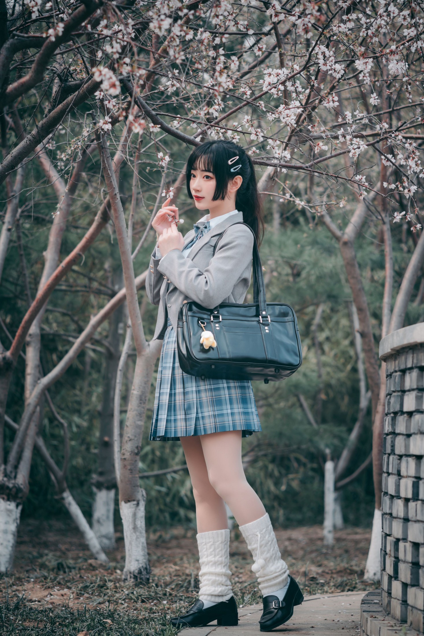 图片[6]-桃墨公子x – 《灰色JK》[22P]-COS写真在线网