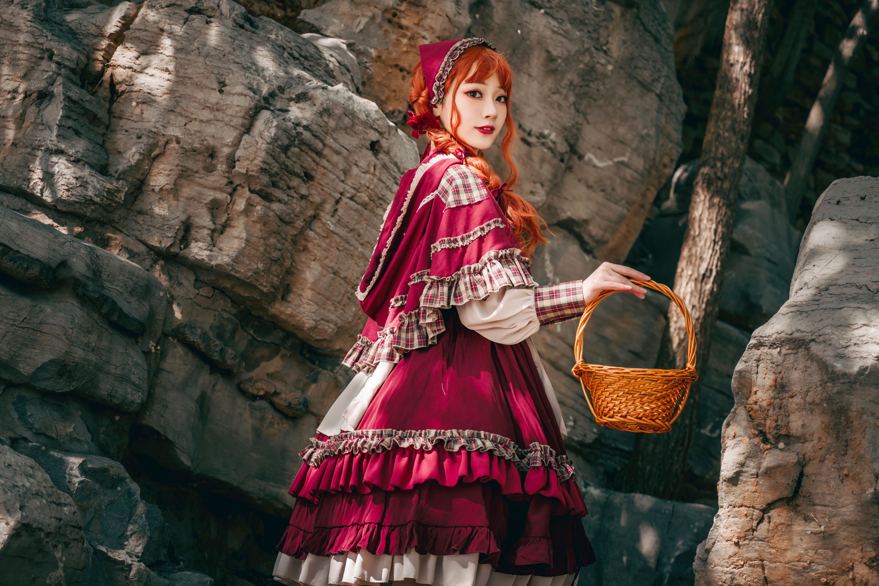 图片[3]-桃墨公子x – 《从森林到河边的小红帽》[36P]-COS写真在线网
