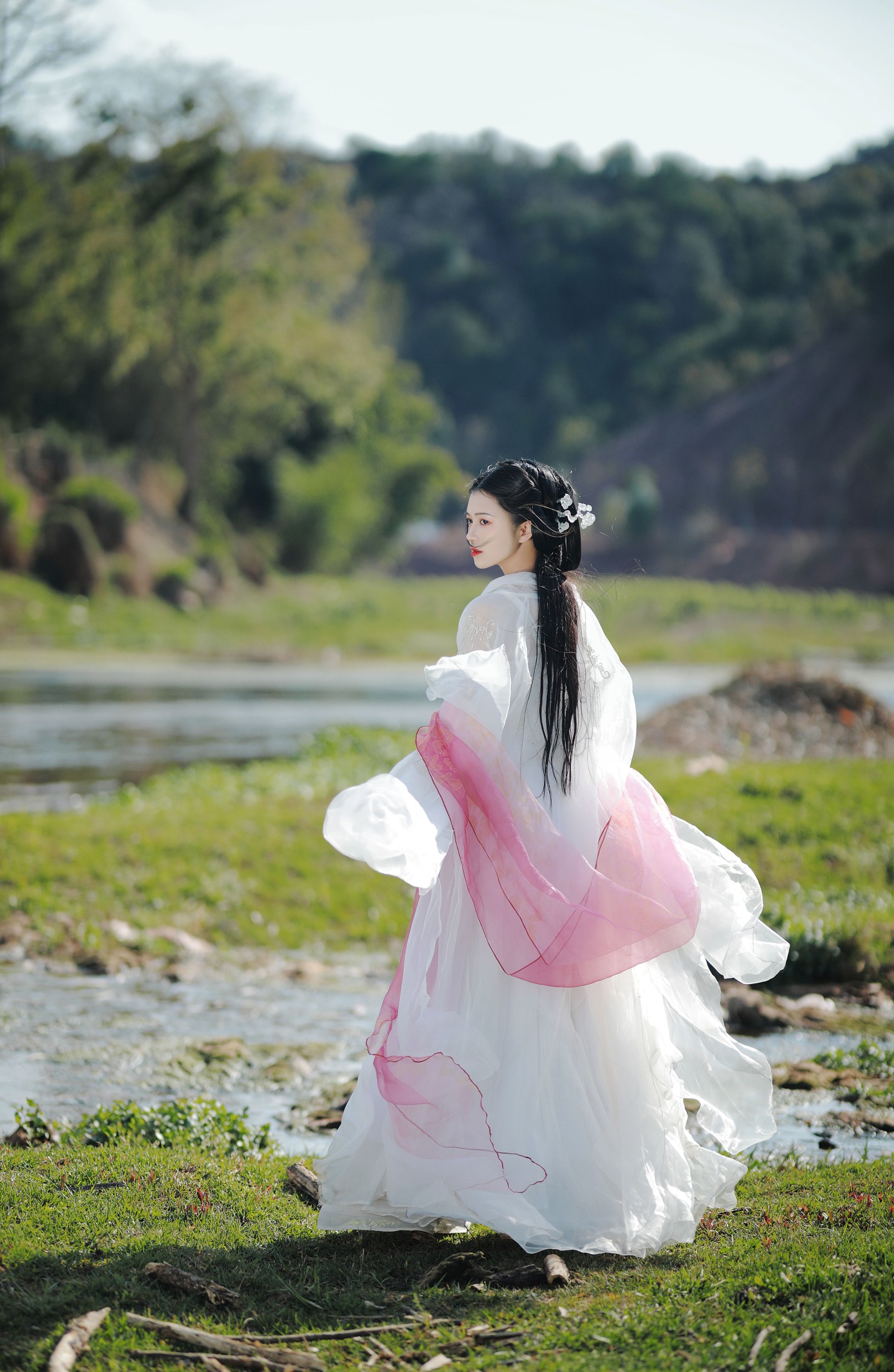 图片[3]-吾岁岁 – 《青山依旧在》[26P]-COS写真在线网