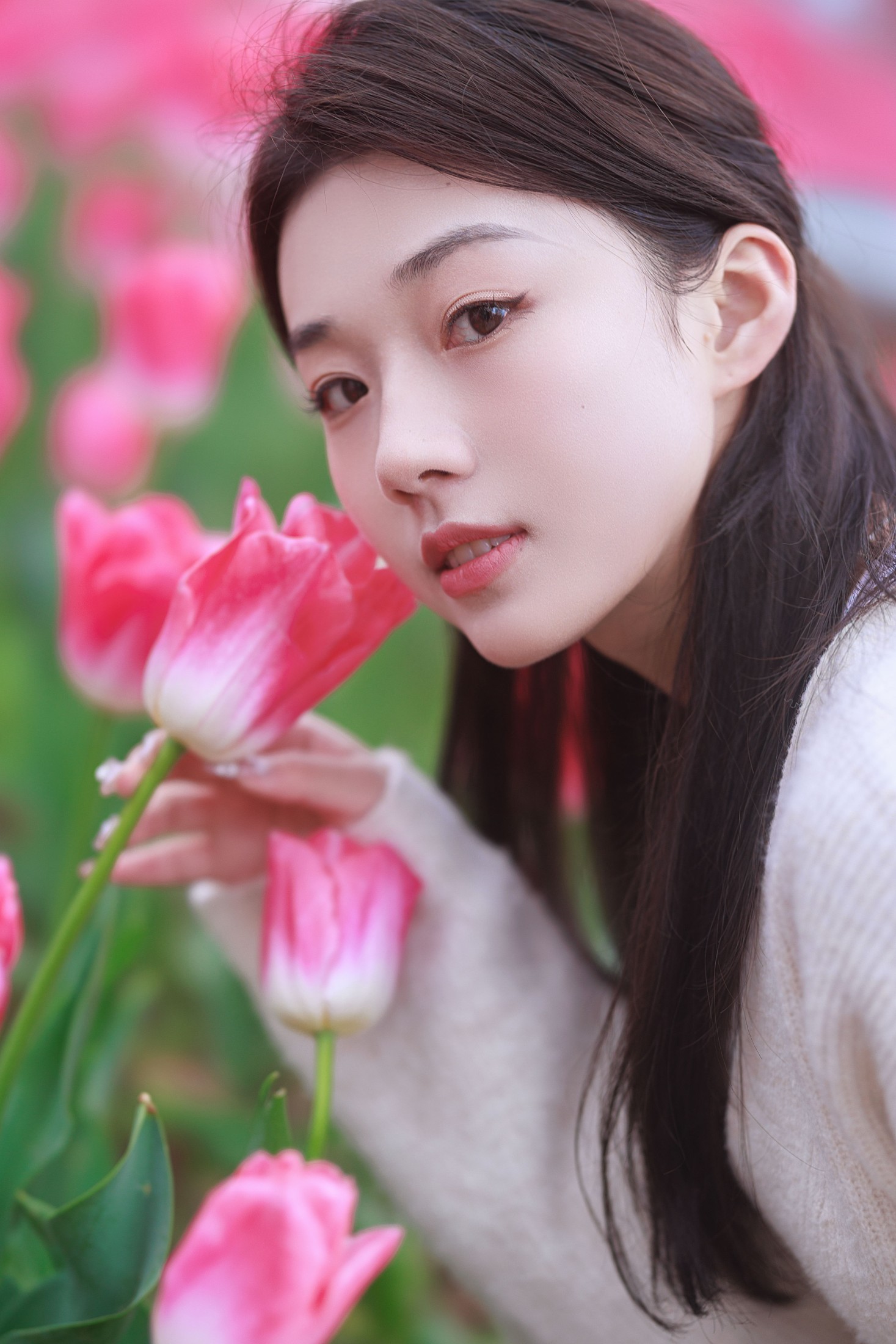 图片[4]-裴同学 – 《郁金香拍照》[28P]-COS写真在线网