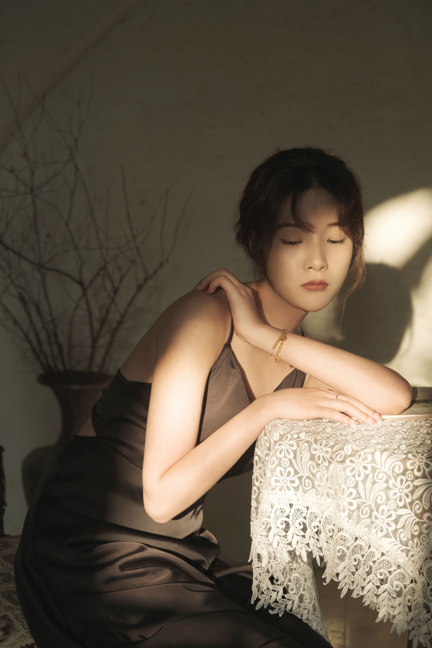 图片[6]-睡觉不眨眼 – 《日暮到黄昏》[22P]-COS写真在线网