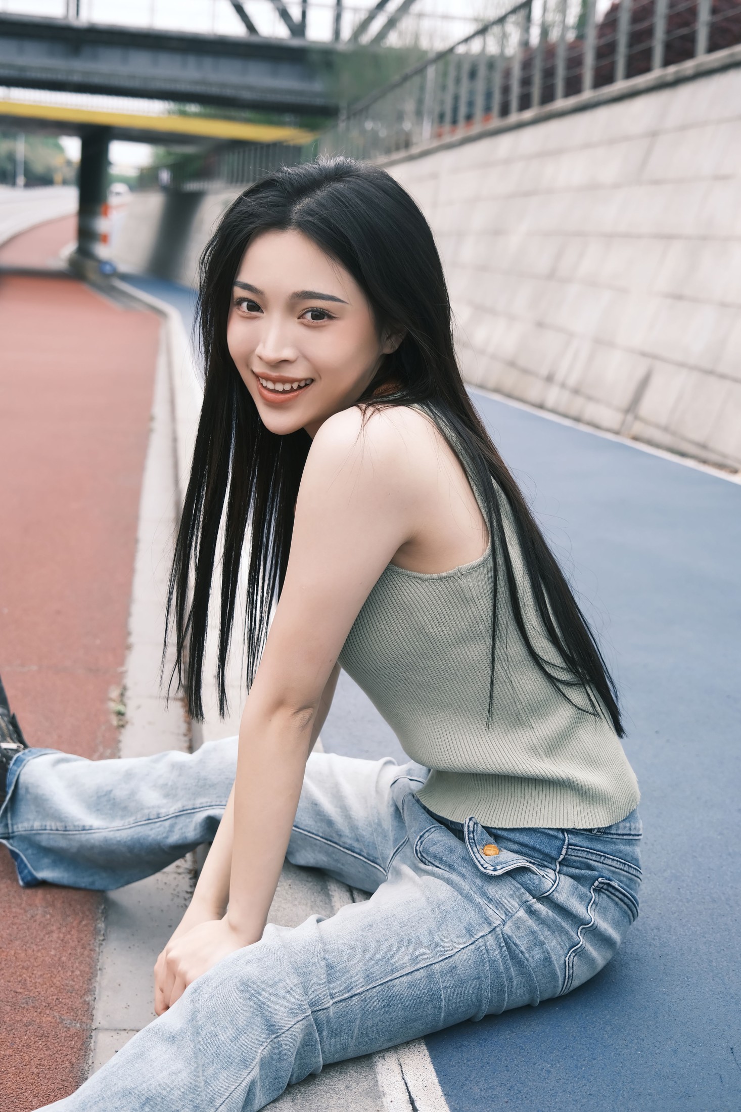 图片[6]-卤肉吃不饱 – 《克林女孩》[25P]-COS写真在线网