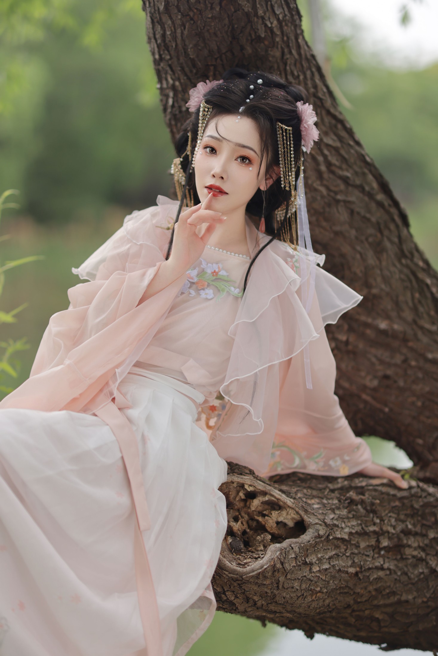 图片[6]-一吱小轩 – 《春日宴》[21P]-COS写真在线网