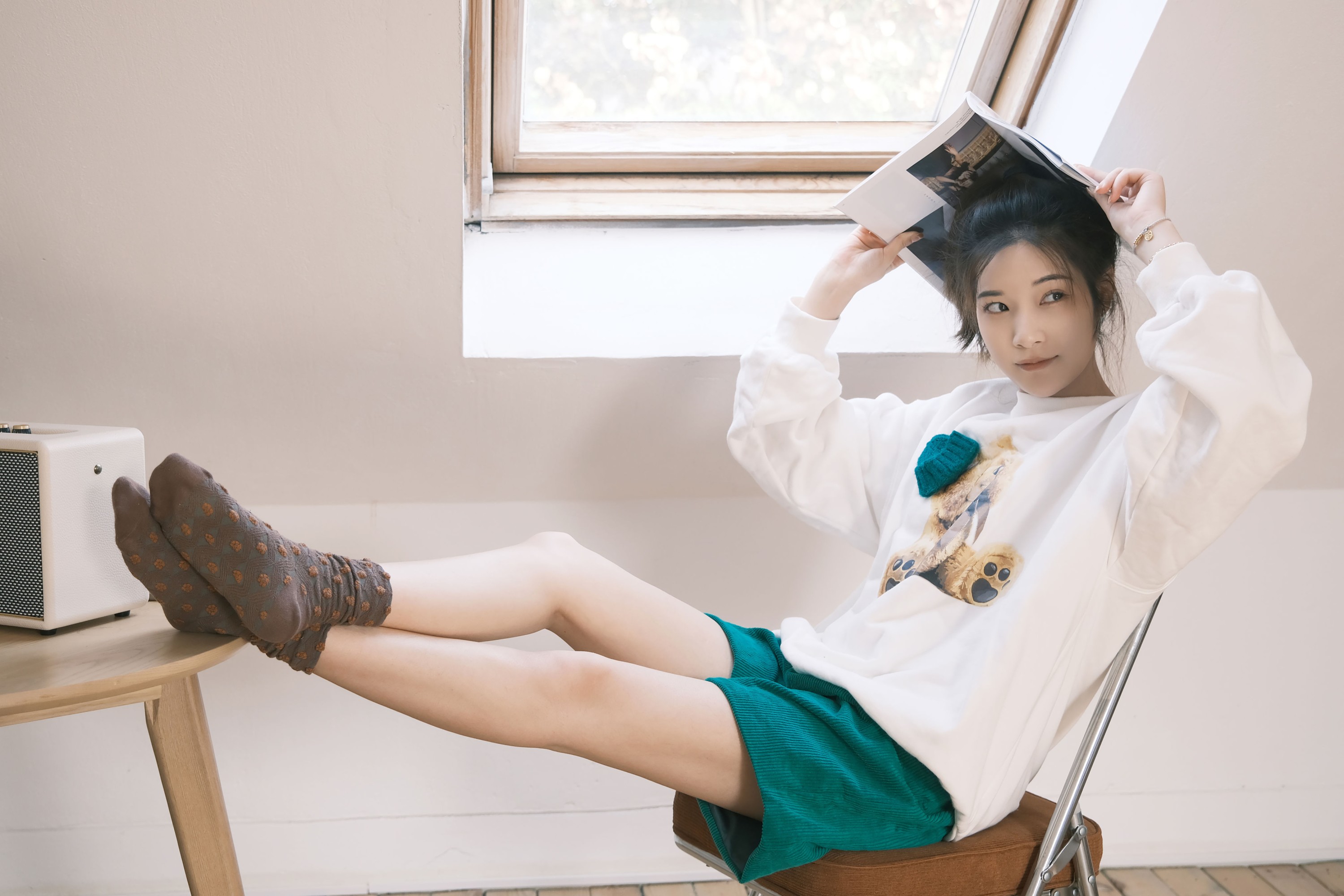 图片[6]-睡觉不眨眼 – 《悠闲时光》[21P]-COS写真在线网