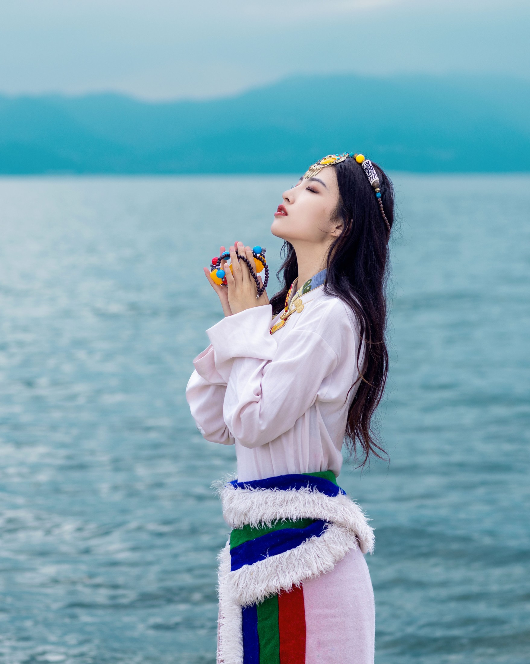 图片[6]-雨萌 – 《抚仙湖拍藏服》[22P]-COS写真在线网